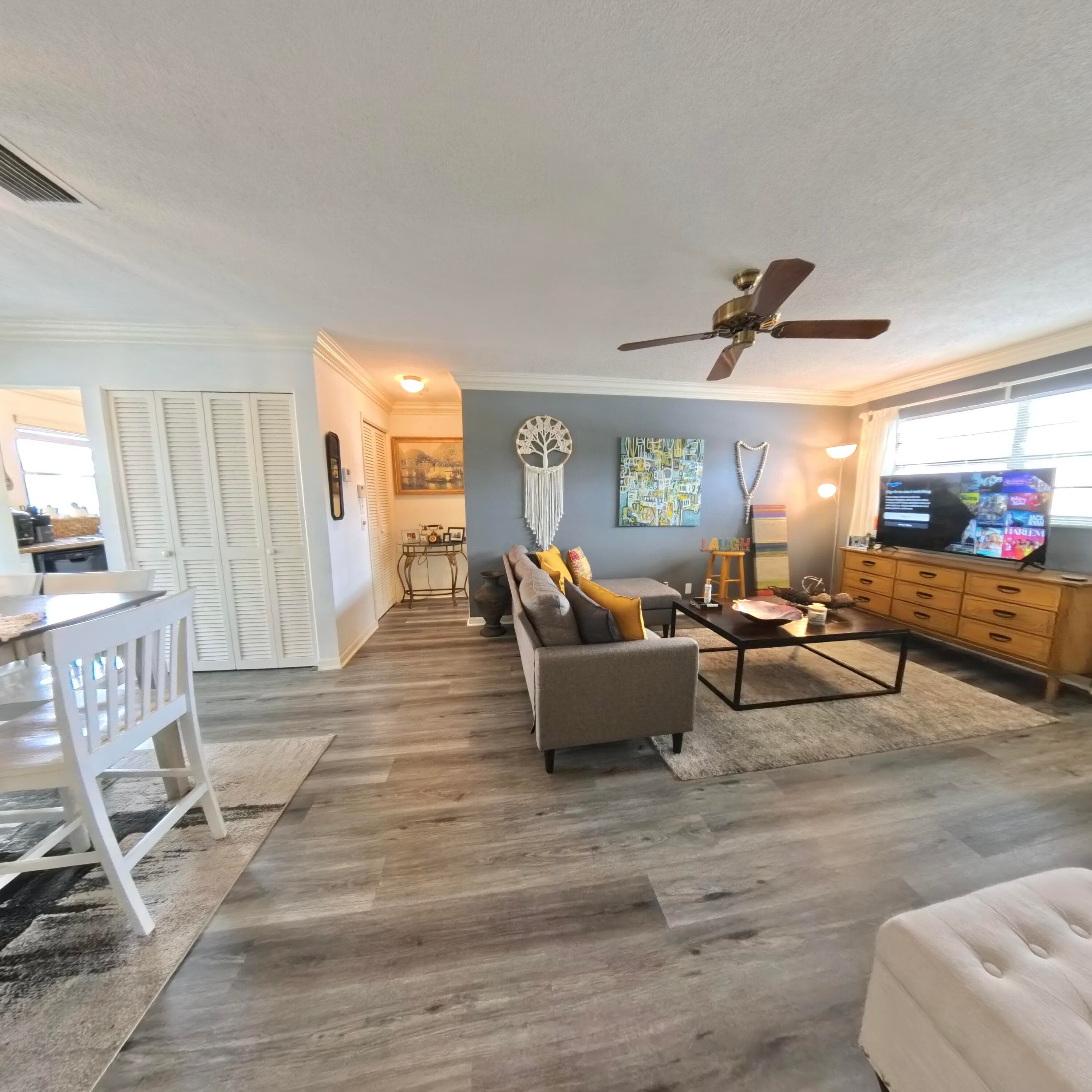 4100 Crystal Lake Drive 209, Pompano Beach, FL 33064 — photo 5 of 31