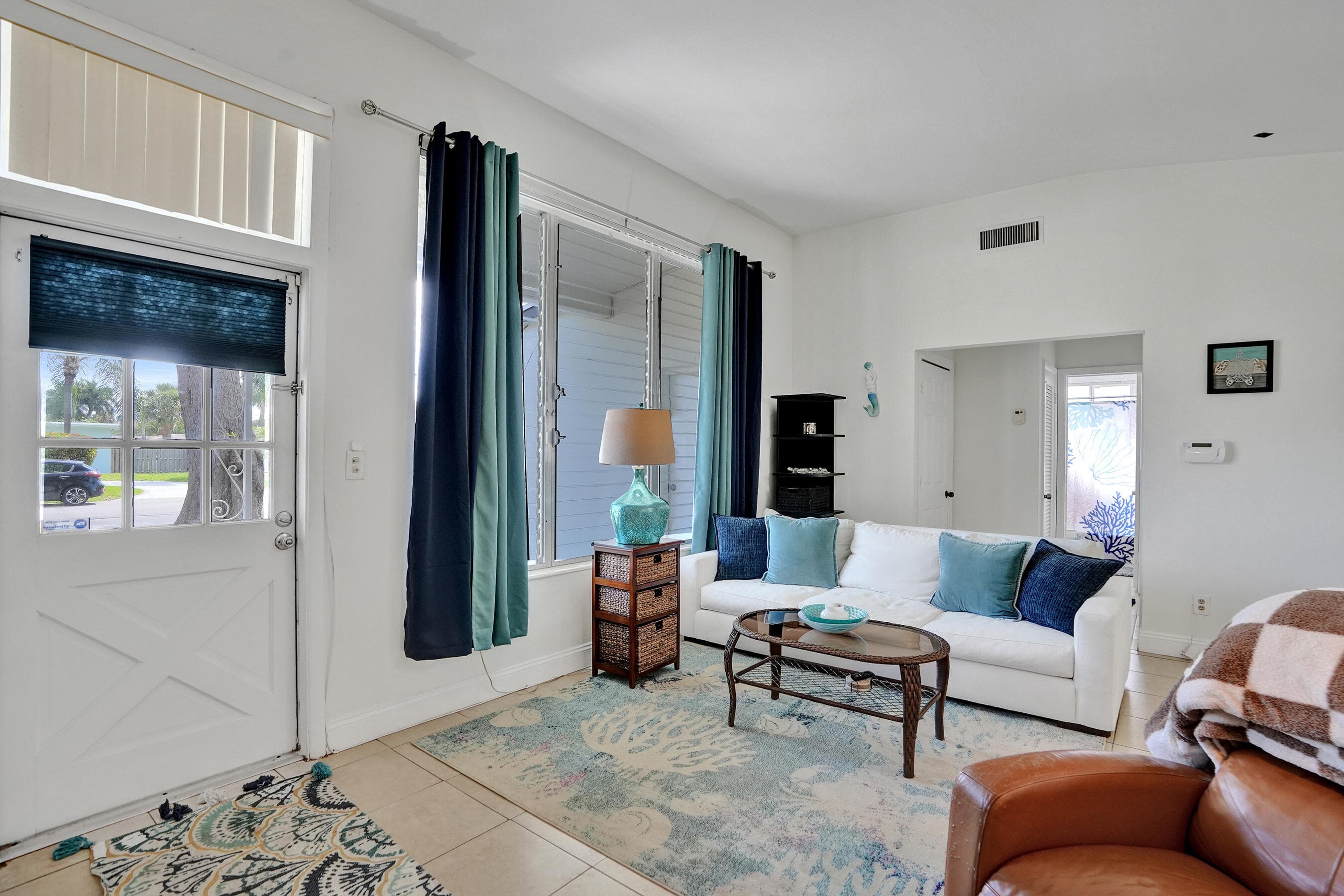 2461 NE 20th Avenue, Lighthouse Point, FL 33064 — photo 5 of 55