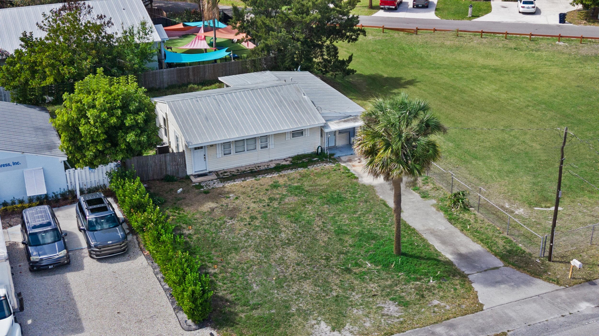 820 SW Palm City Road, Stuart, FL 34994 — photo 5 of 24