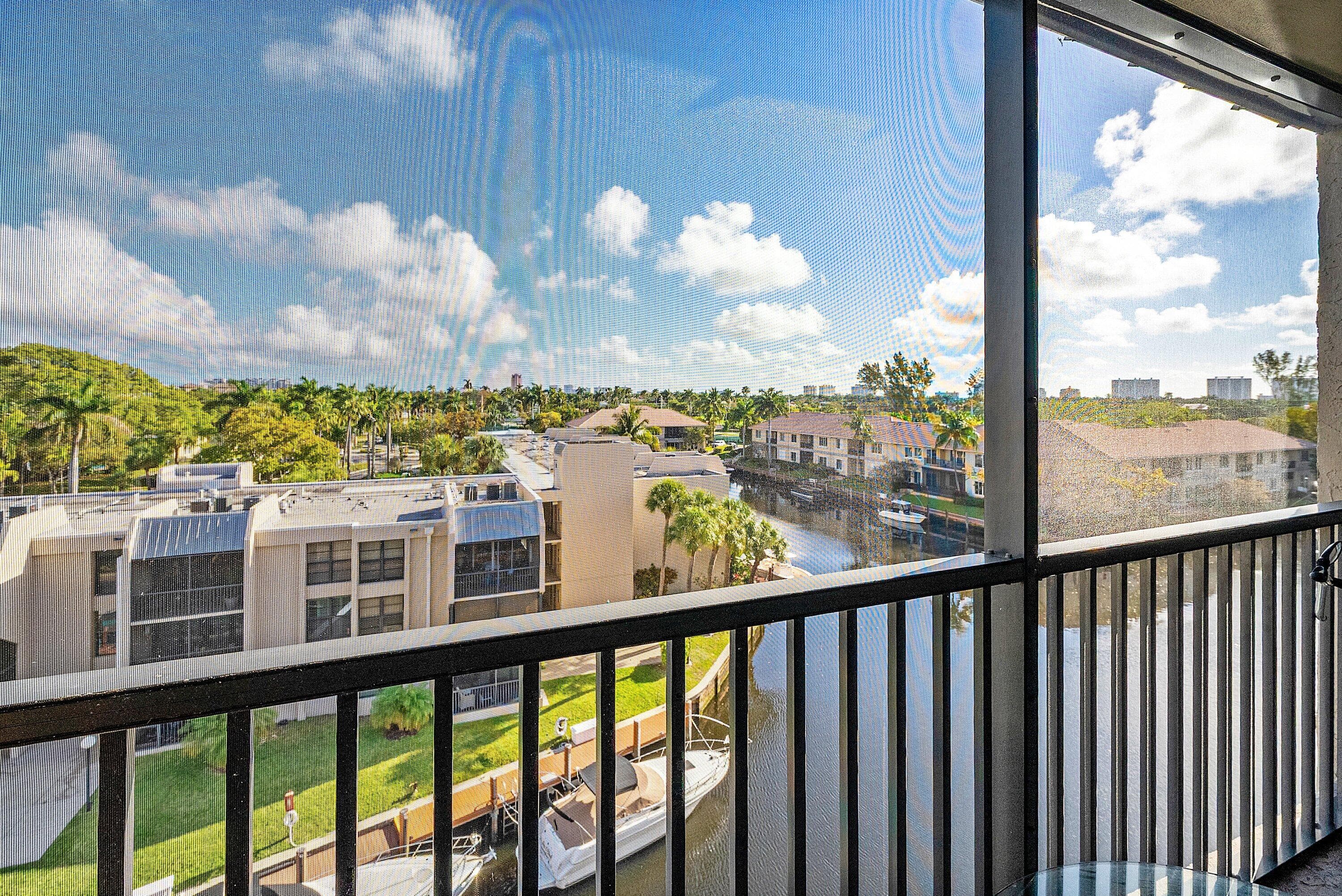 6 Royal Palm Way 605, Boca Raton, FL 33432 — photo 30 of 50