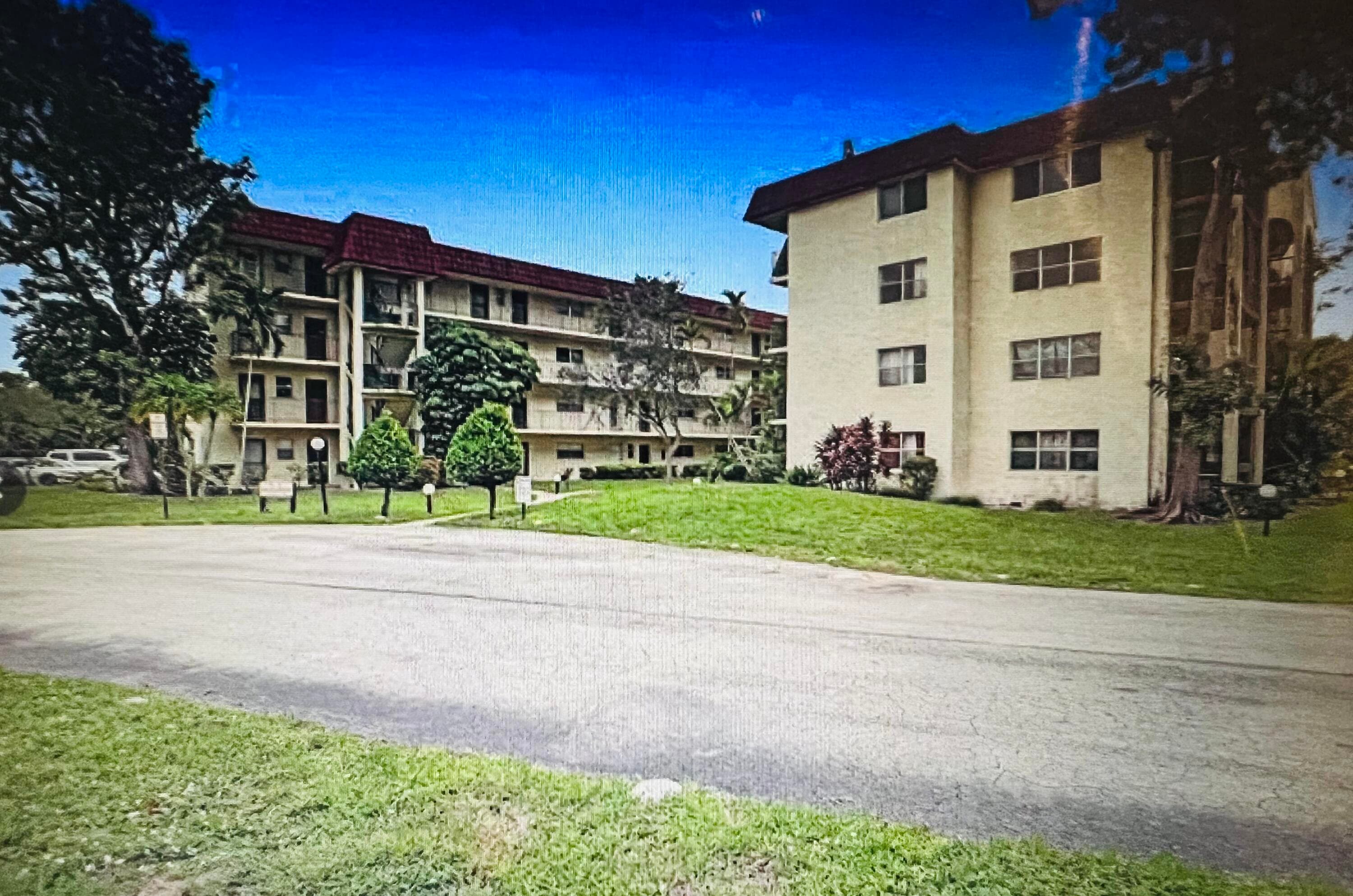3330 Spanish Moss Terrace 406, Lauderhill, FL 33319 — photo 3 of 21