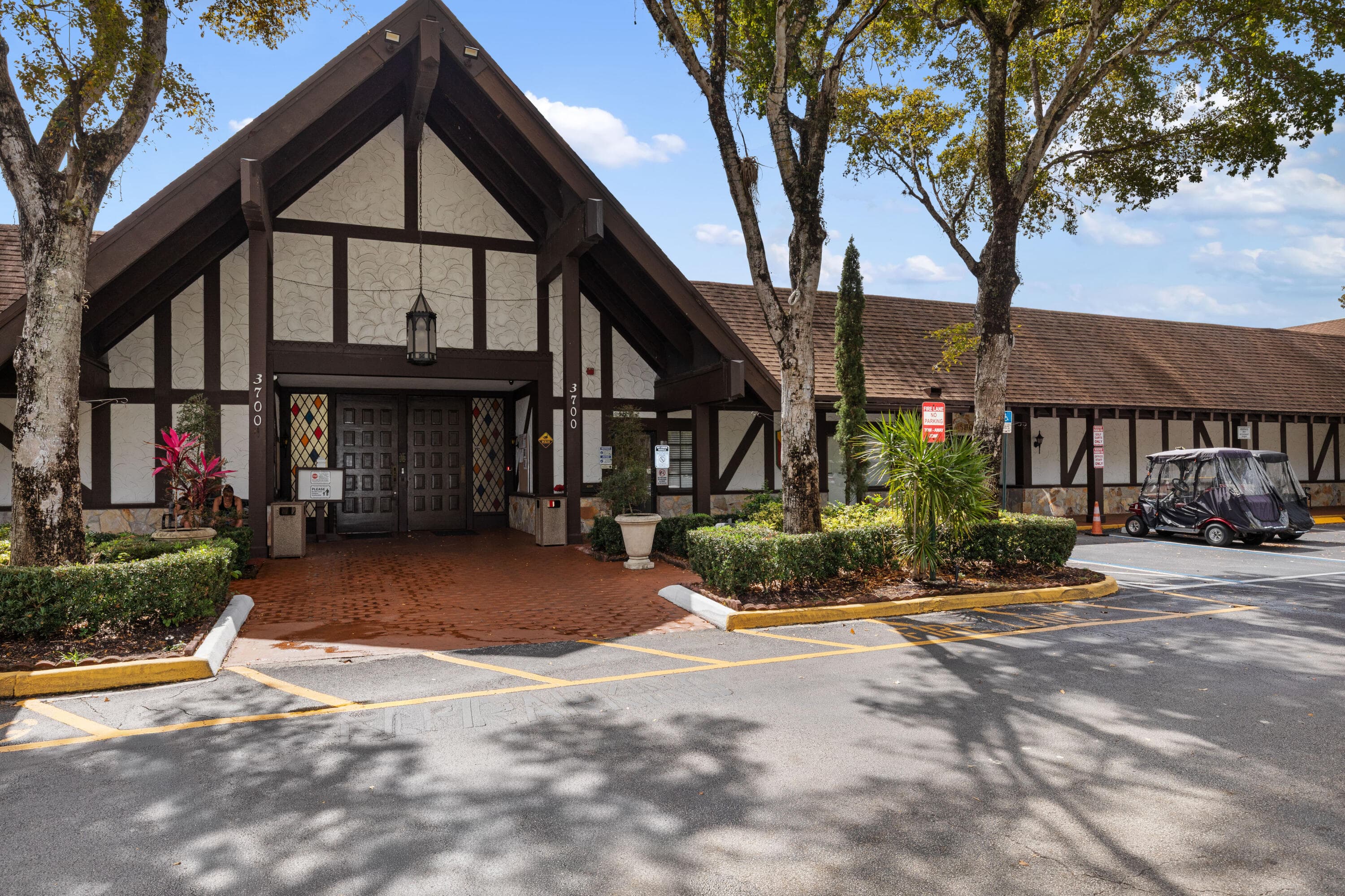 3710 Inverrary Drive 2g, Lauderhill, FL 33319 — photo 39 of 42