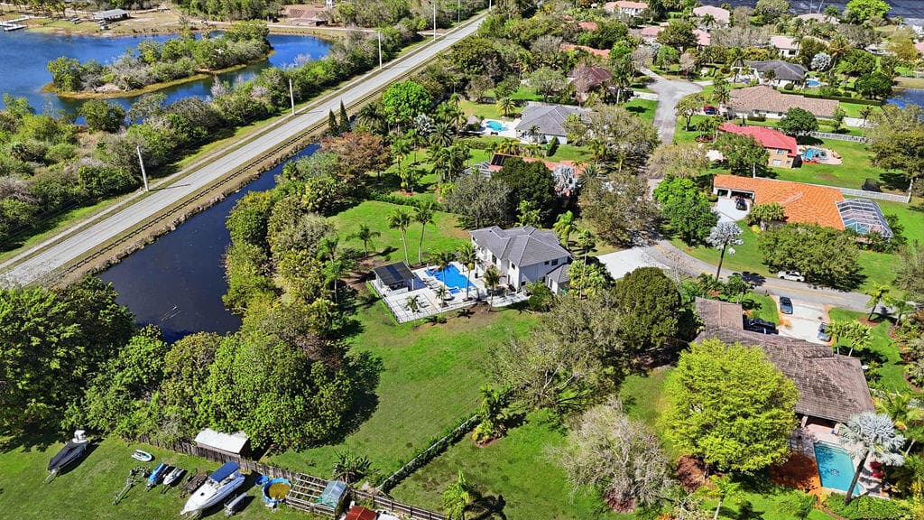 3541 Carlton Lane, Davie, FL 33330 — photo 84 of 88