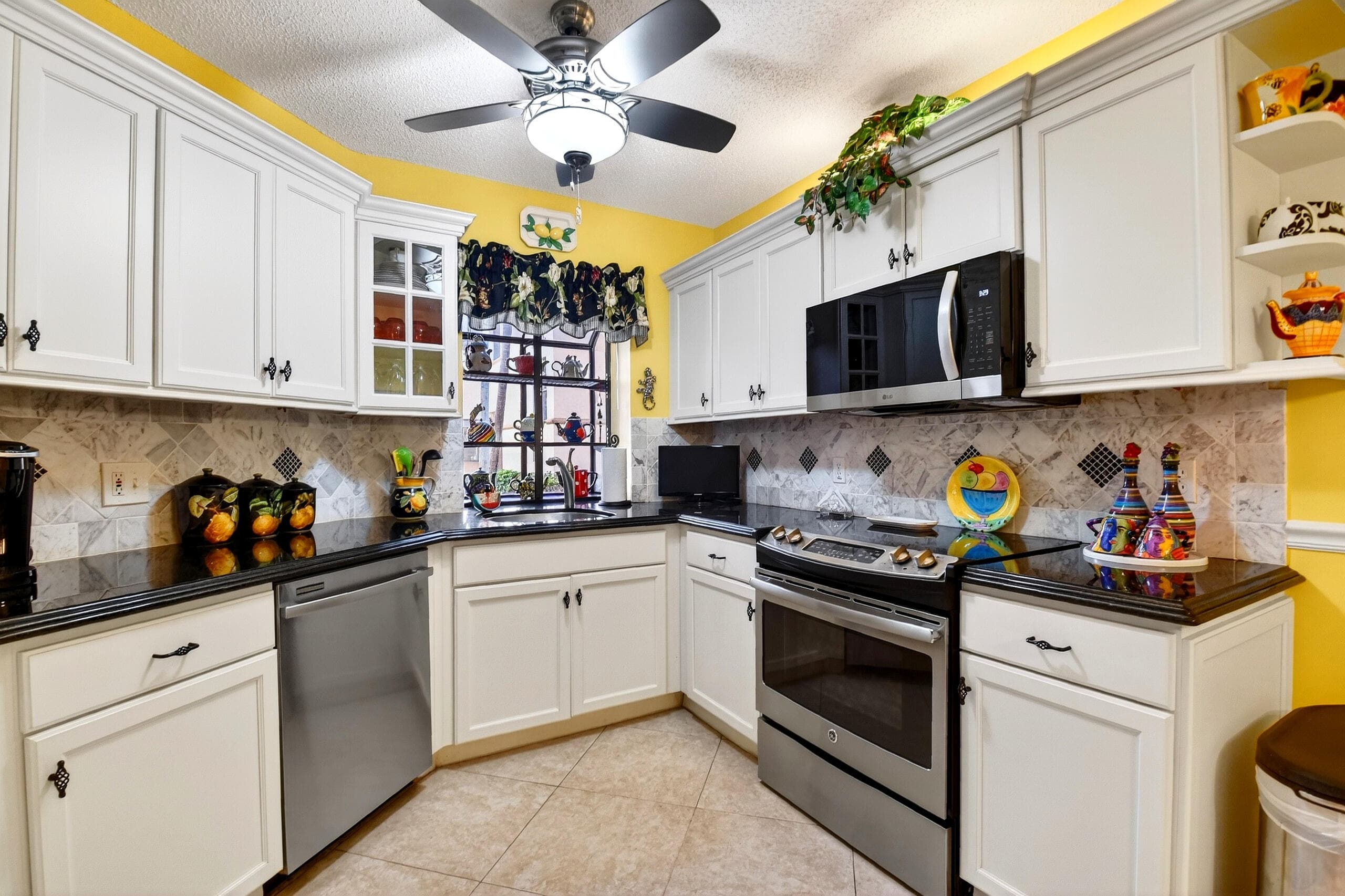 5188 Europa Drive G, Boynton Beach, FL 33437 — photo 18 of 51