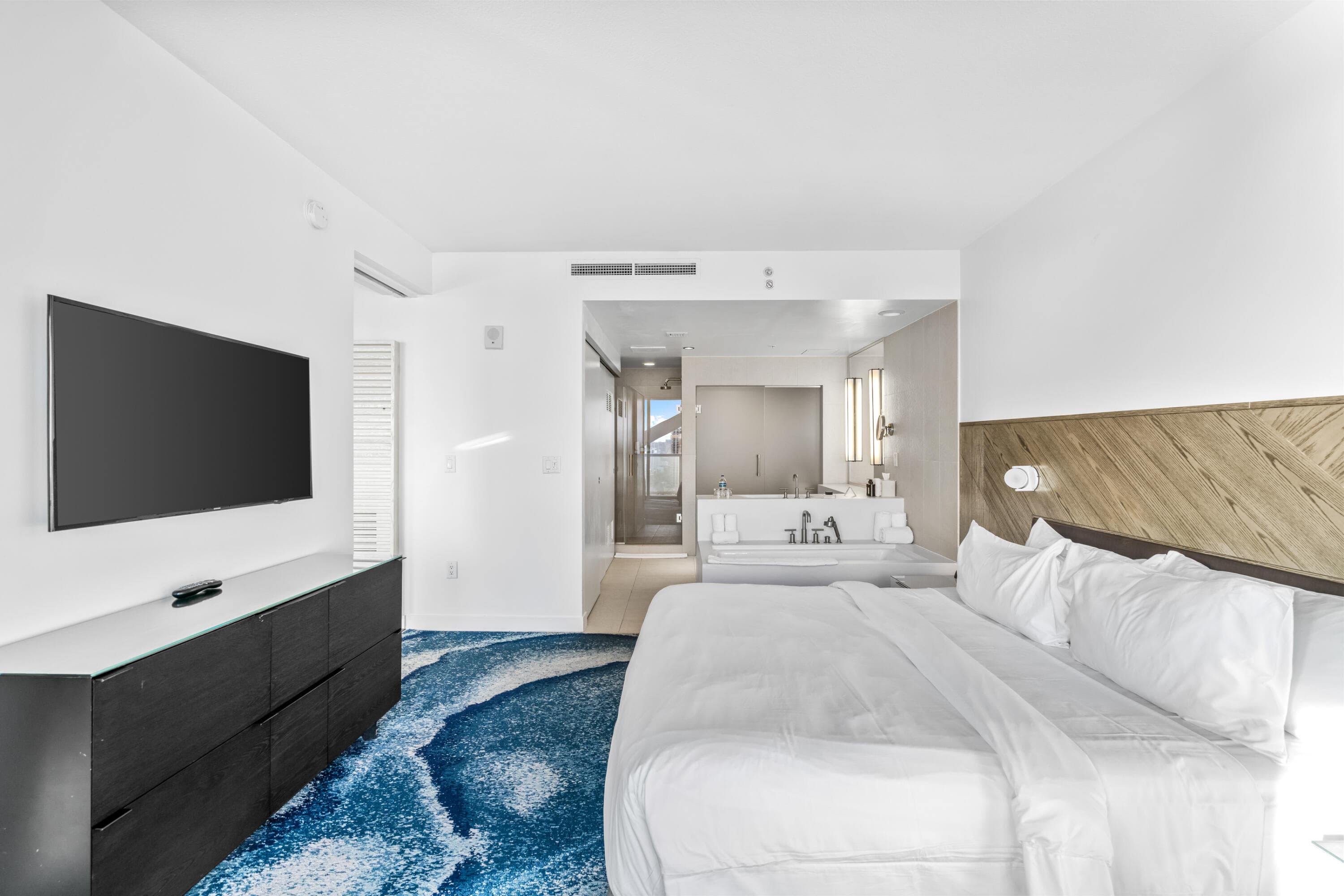 3101 Bayshore Drive 2105, Fort Lauderdale, FL 33304 — photo 22 of 62
