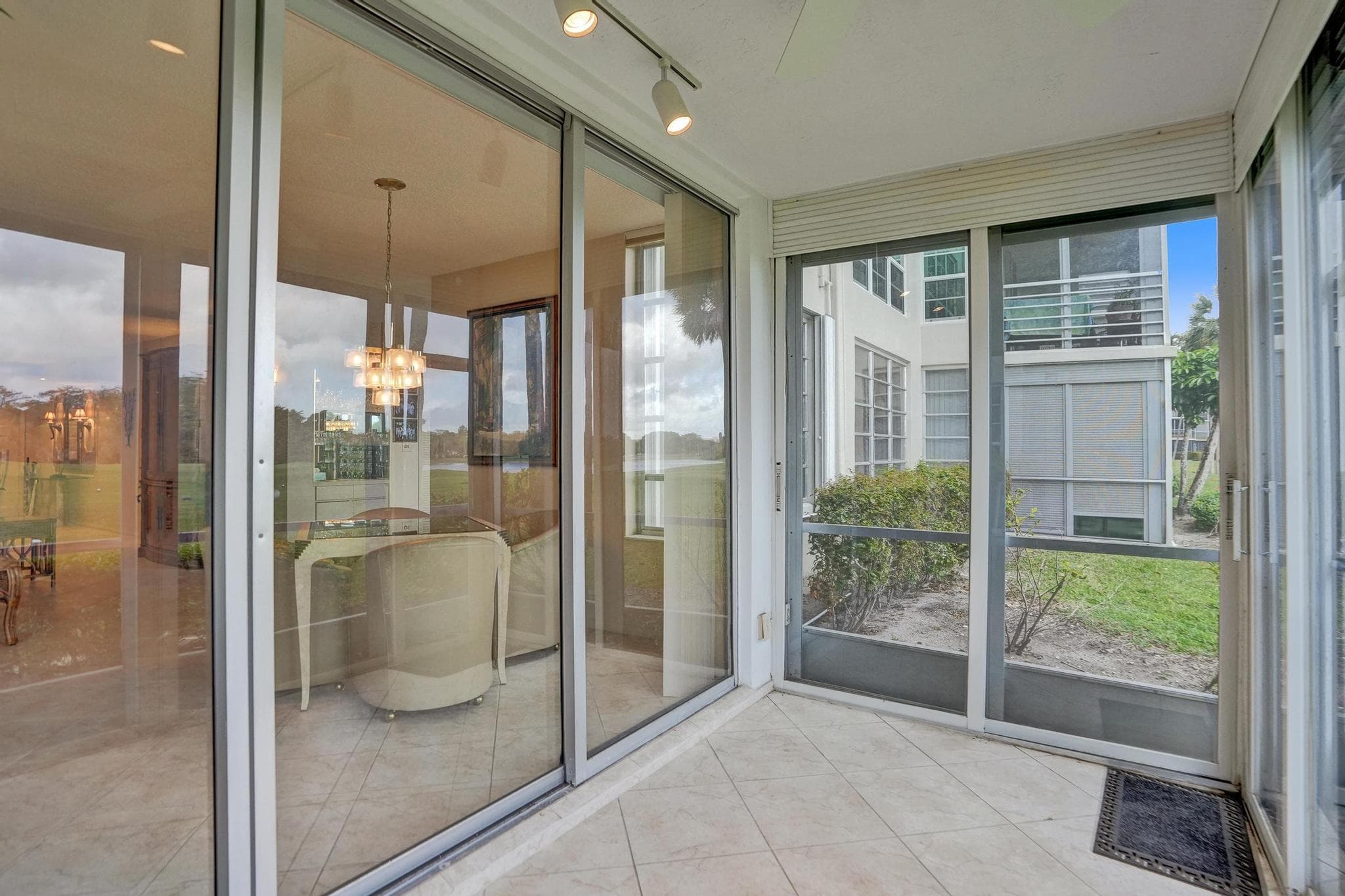 806 Cypress Boulevard 104, Pompano Beach, FL 33069 — photo 59 of 110