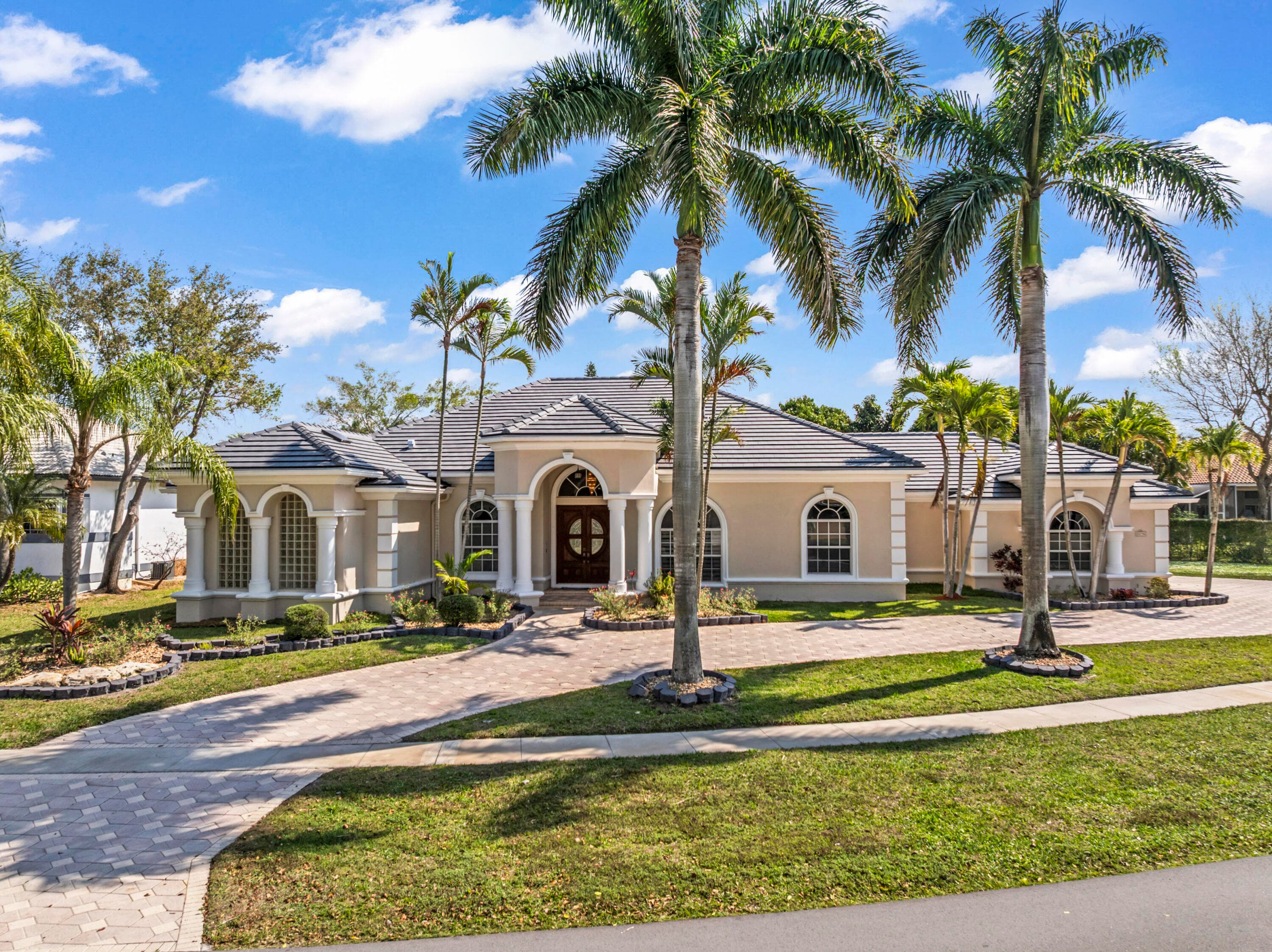 2296 Greenview Cove Drive, Wellington, FL 33414 — photo 2 of 62