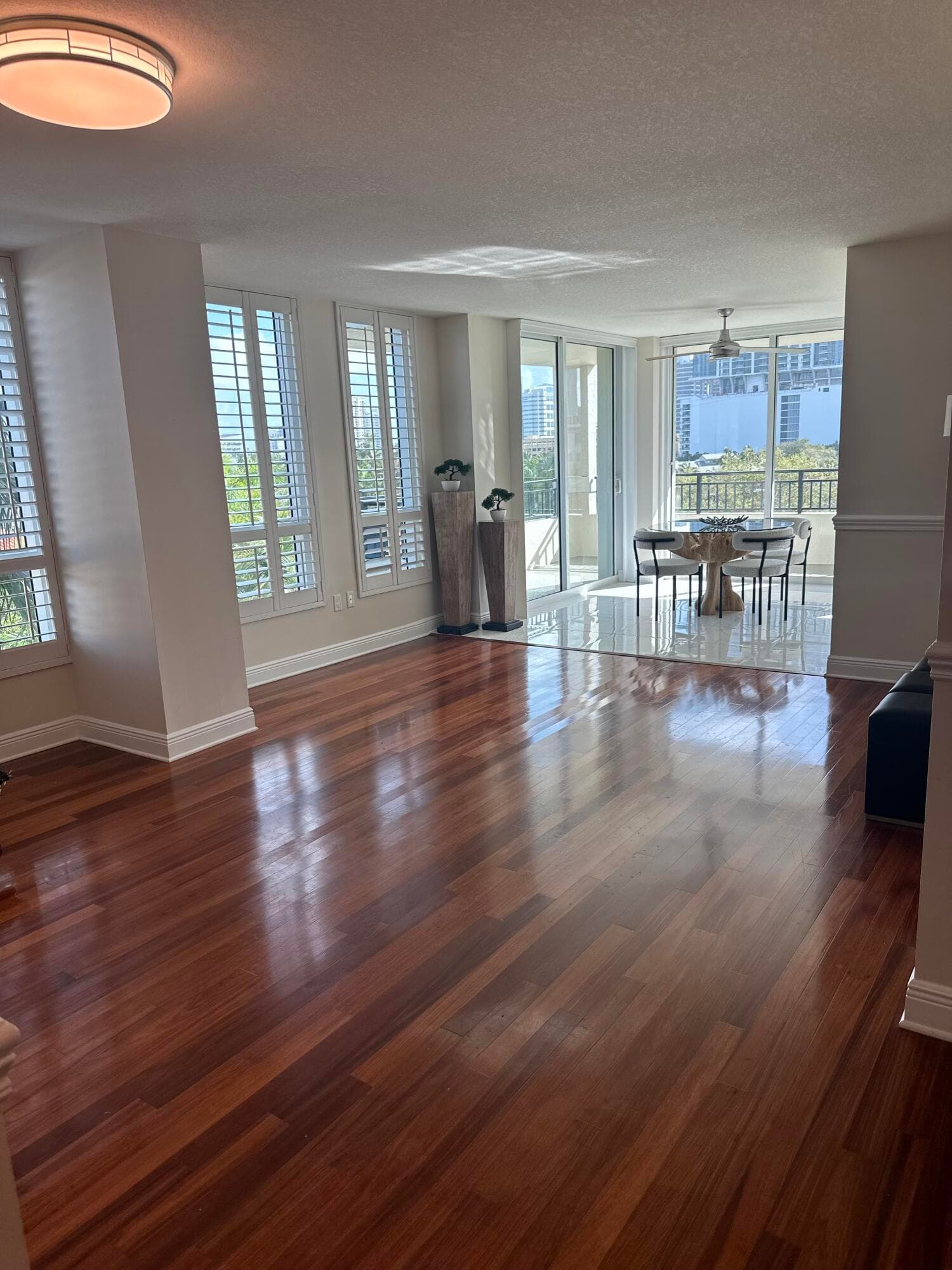 610 W Las Olas Boulevard 517, Fort Lauderdale, FL 33312 — photo 3 of 31