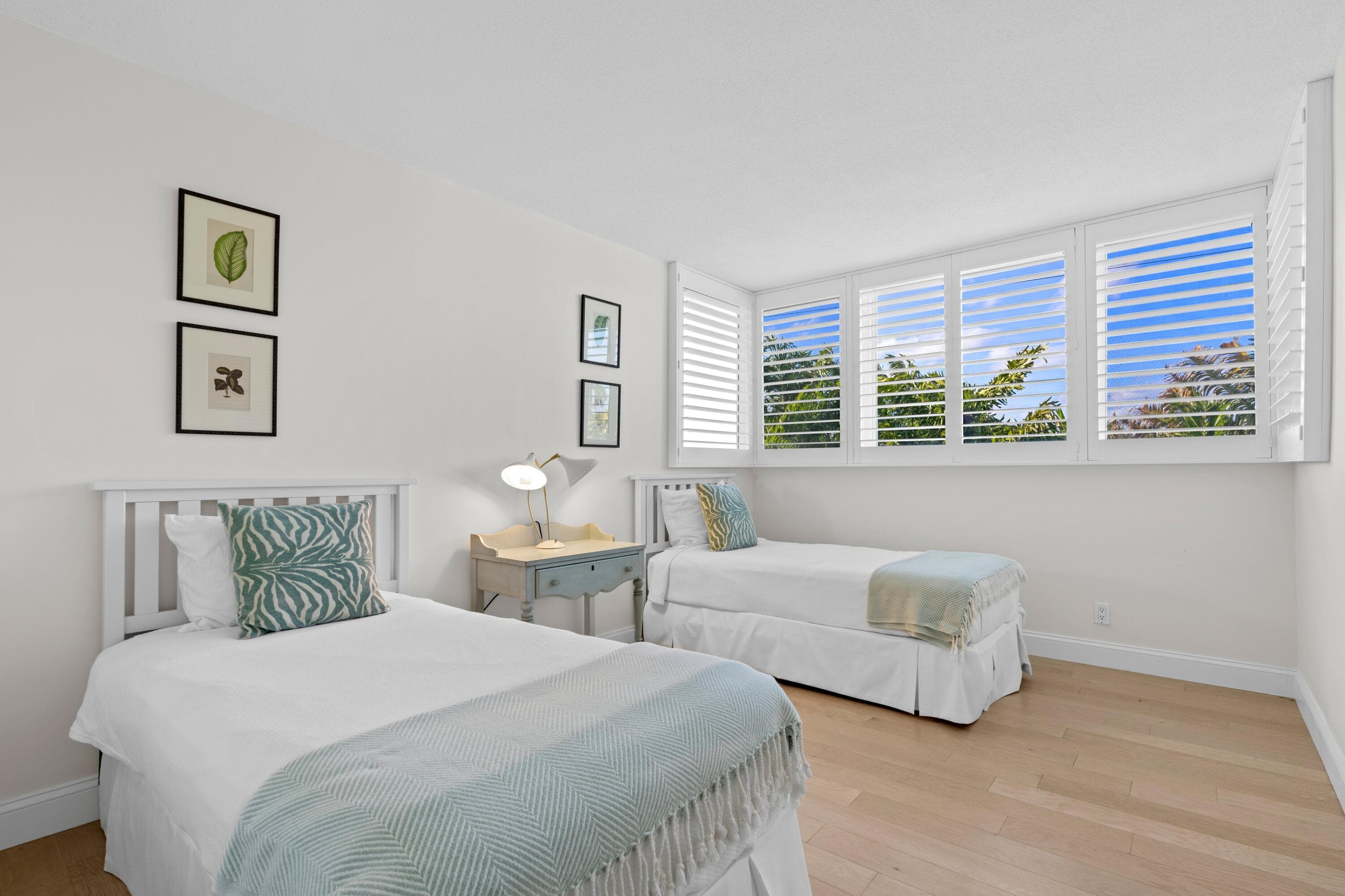 223 Atlantic Avenue 4e, Palm Beach, FL 33480 — photo 11 of 19
