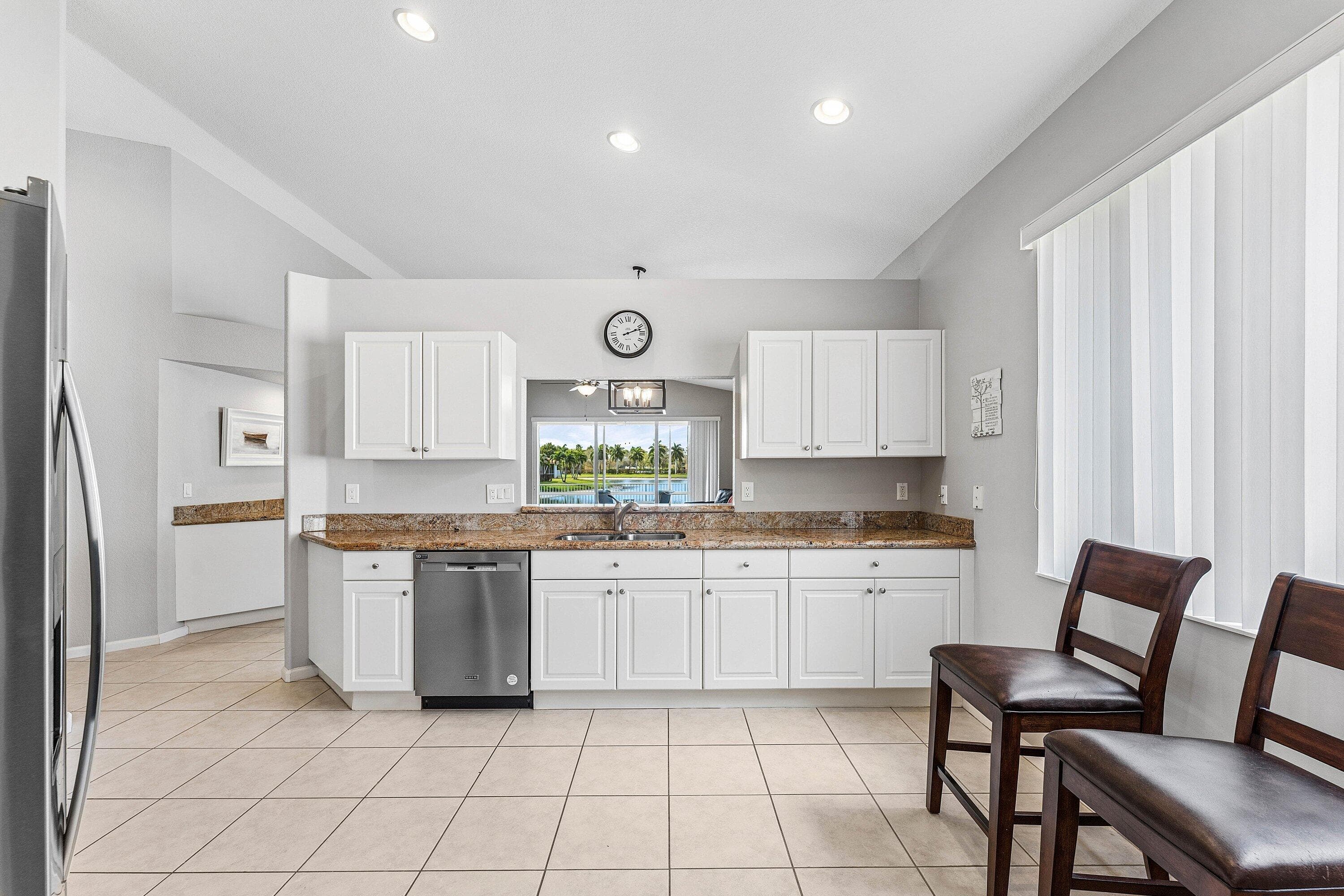 2277 Egret Cove Drive, West Palm Beach, FL 33411 — photo 3 of 31