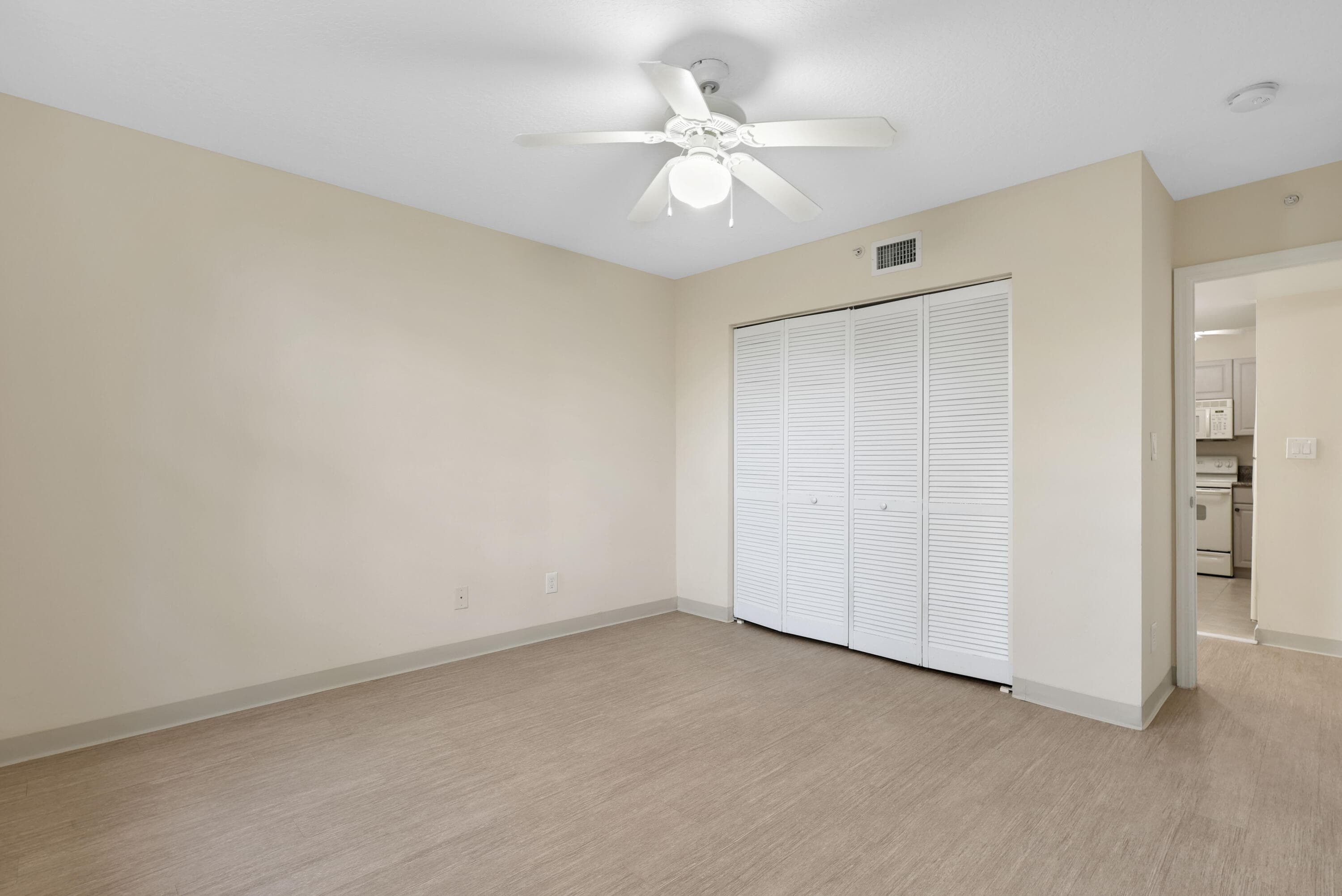 529 E Sheridan Street 2061, Dania Beach, FL 33004 — photo 30 of 33