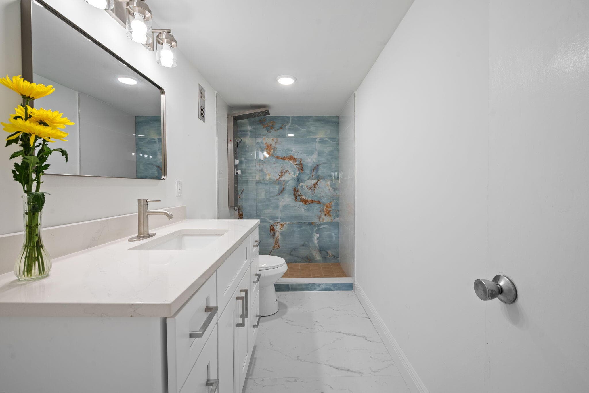 230 NE 26th Avenue 2160, Boynton Beach, FL 33435 — photo 2 of 31