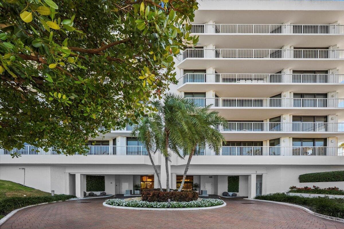 3170 S Ocean Boulevard 502n, Palm Beach, FL 33480 — photo 7 of 49