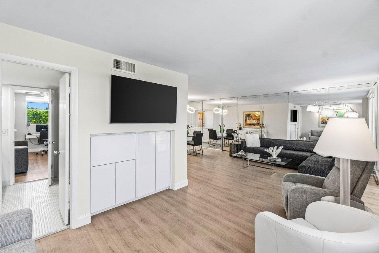 6461 NW 2nd Avenue 411, Boca Raton, FL 33487 — photo 13 of 31