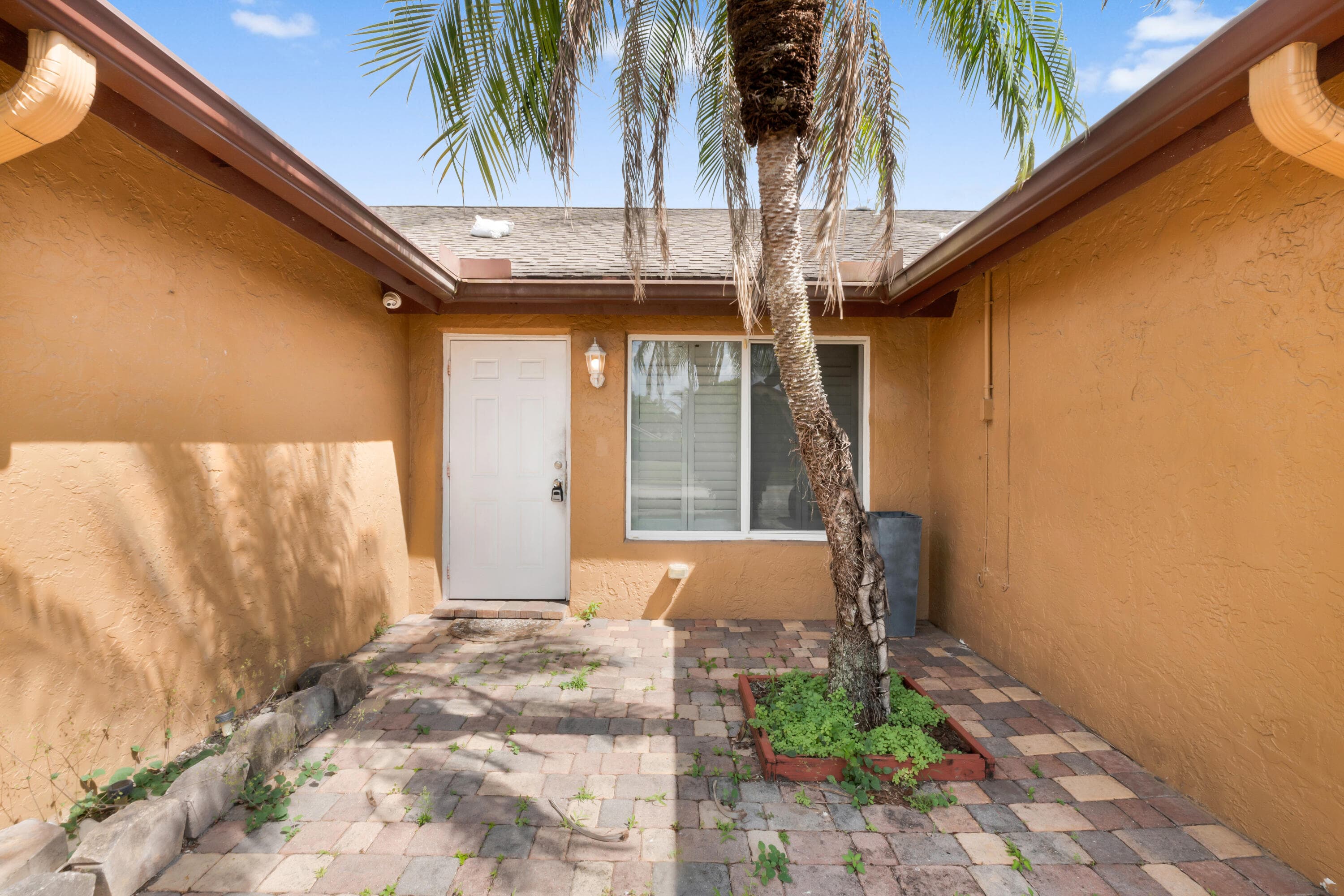 3570 NW 120th Way, Sunrise, FL 33323 — photo 31 of 33