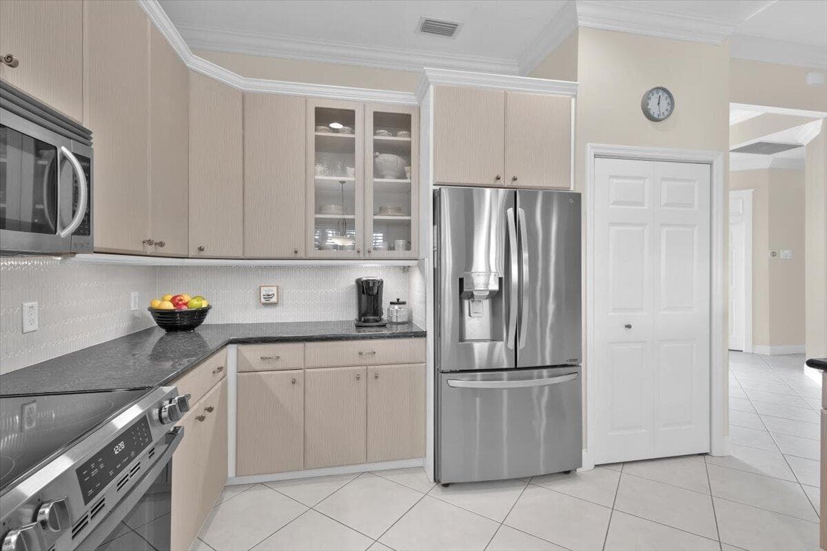8332 Belfry Place, Port St. Lucie, FL 34986 — photo 19 of 93