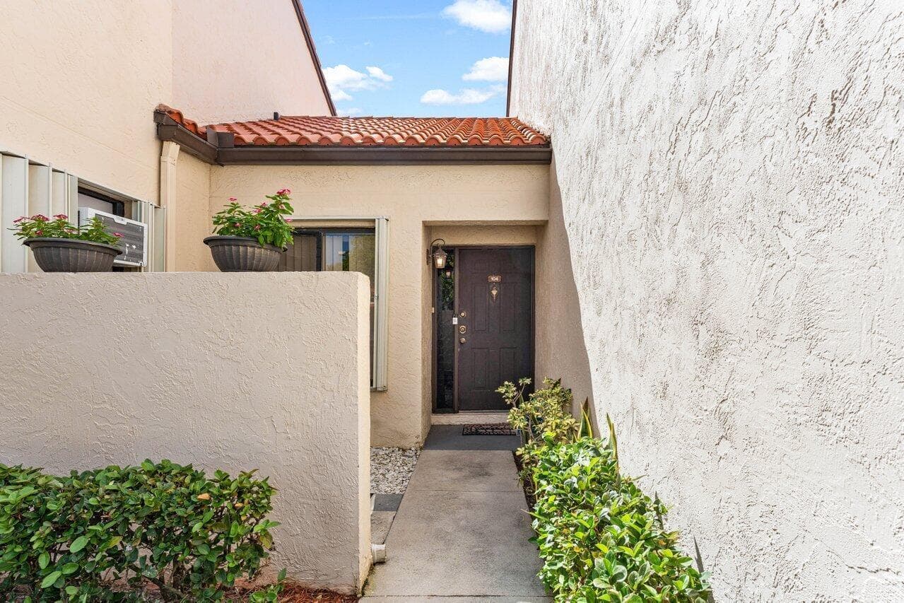10 Via De Casas Sur 104, Boynton Beach, FL 33426 — photo 28 of 39
