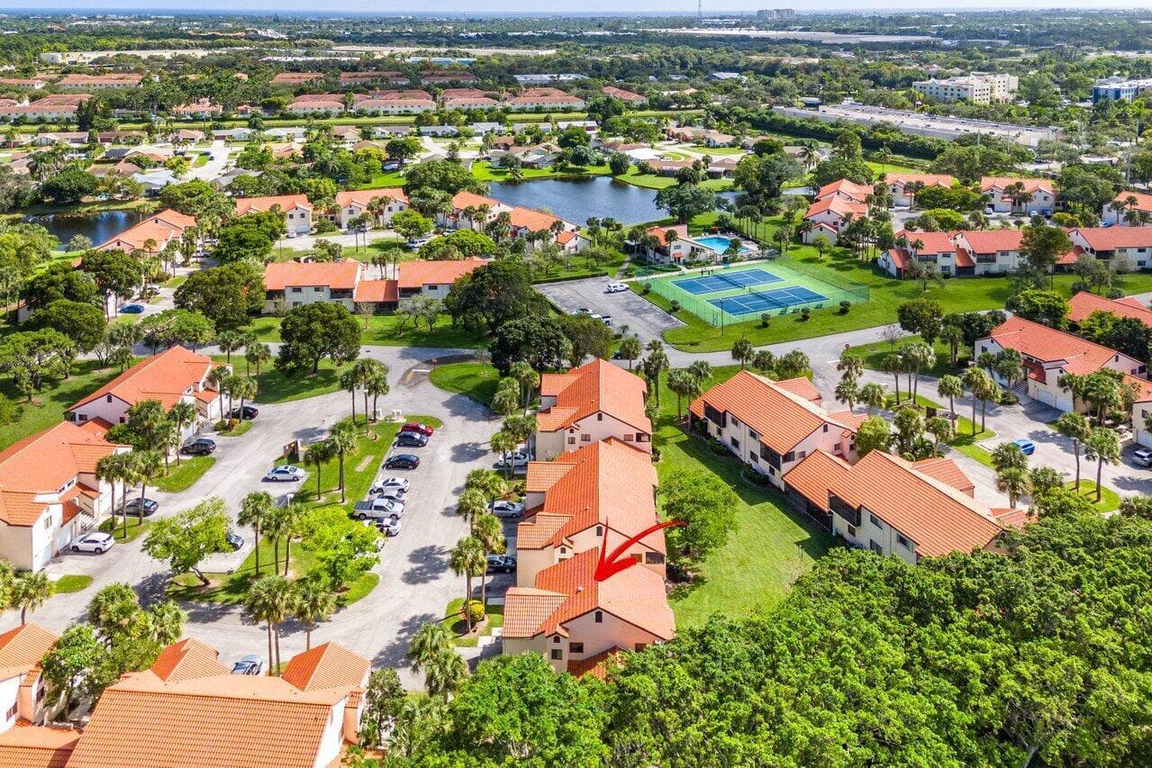 10 Via De Casas Sur 104, Boynton Beach, FL 33426 — photo 32 of 39