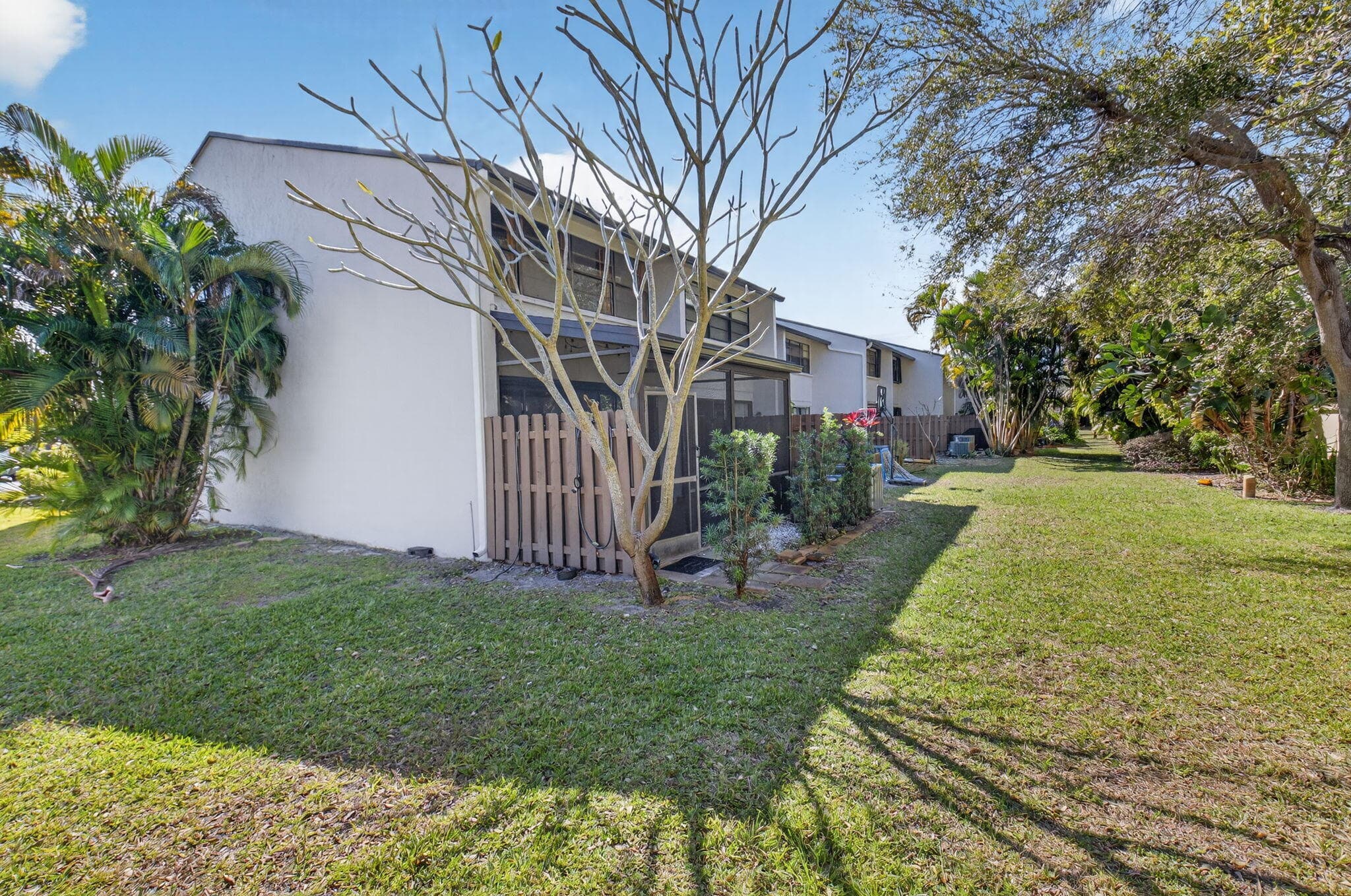 4761 NW 2nd Avenue 301, Boca Raton, FL 33431 — photo 25 of 50