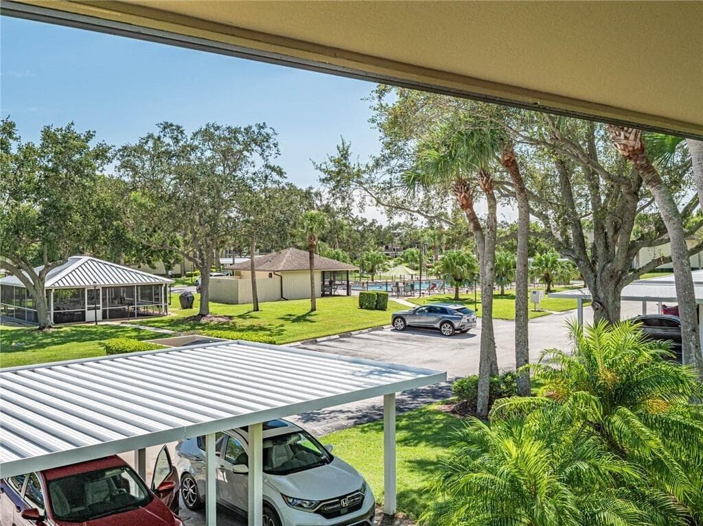 28 Plantation Drive 202, Vero Beach, FL 32966 — photo 22 of 30