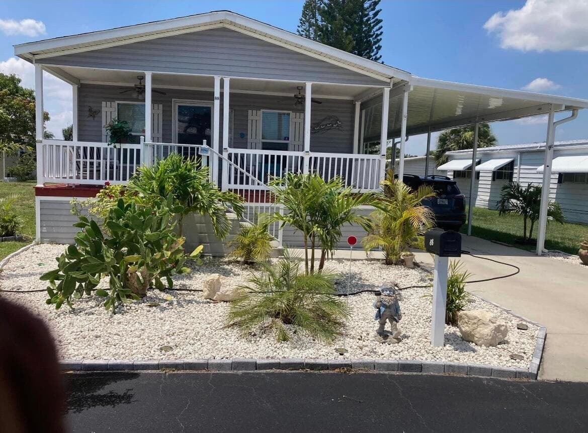88 Sandhill Boulevard, Fort Pierce, FL 34982 — photo 2 of 18