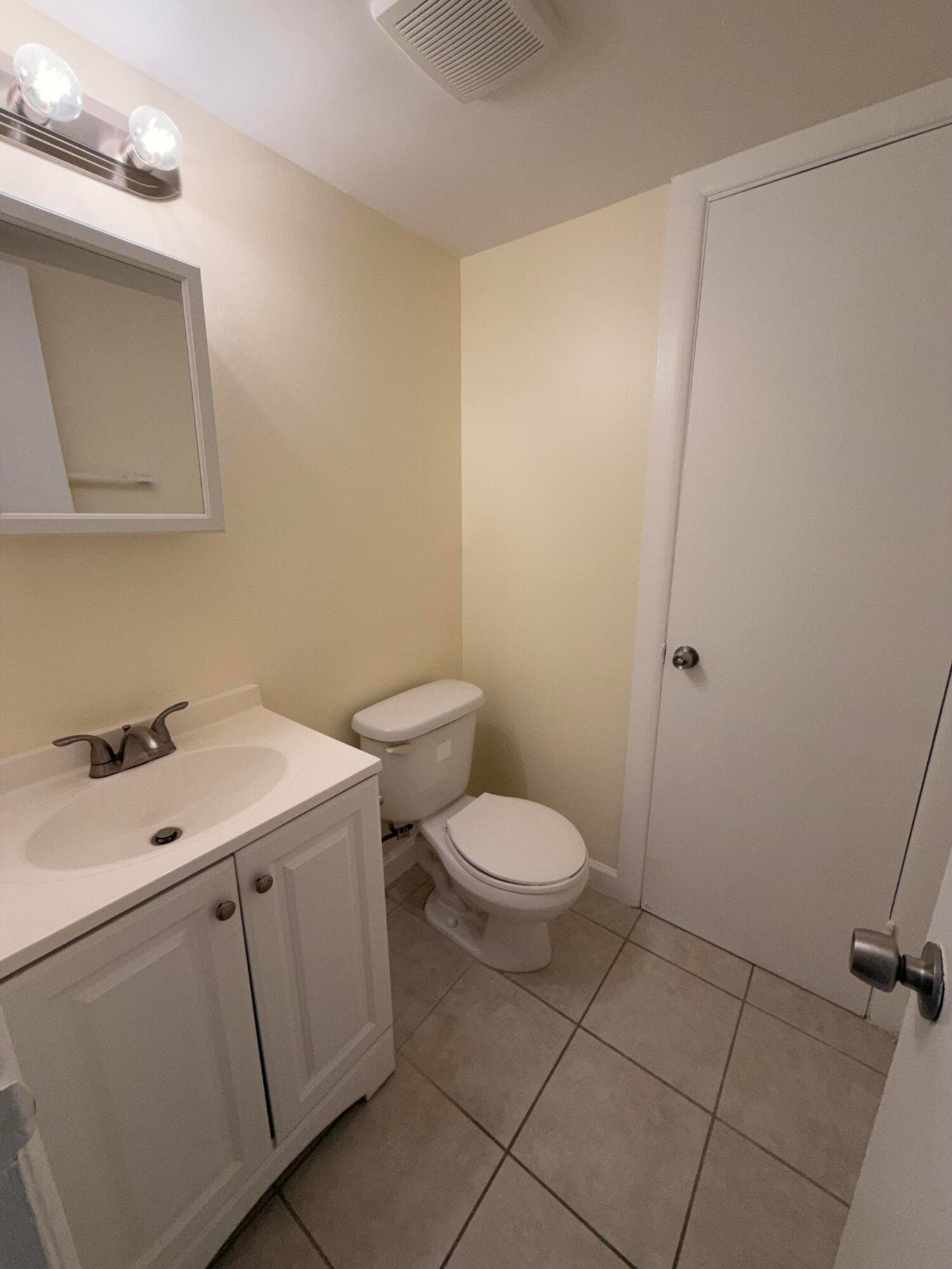 1505 Crescent Circle B21, Lake Park, FL 33403 — photo 6 of 8