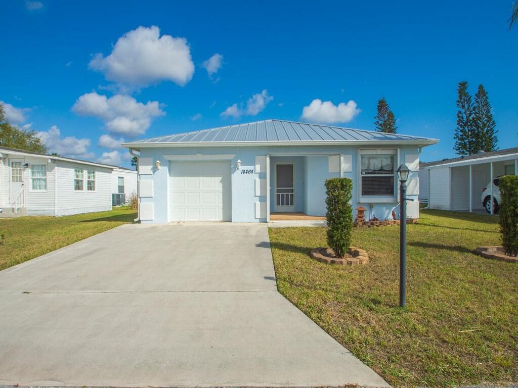 14464 Isla Flores Avenue, Fort Pierce, FL 34951 — photo 2 of 41