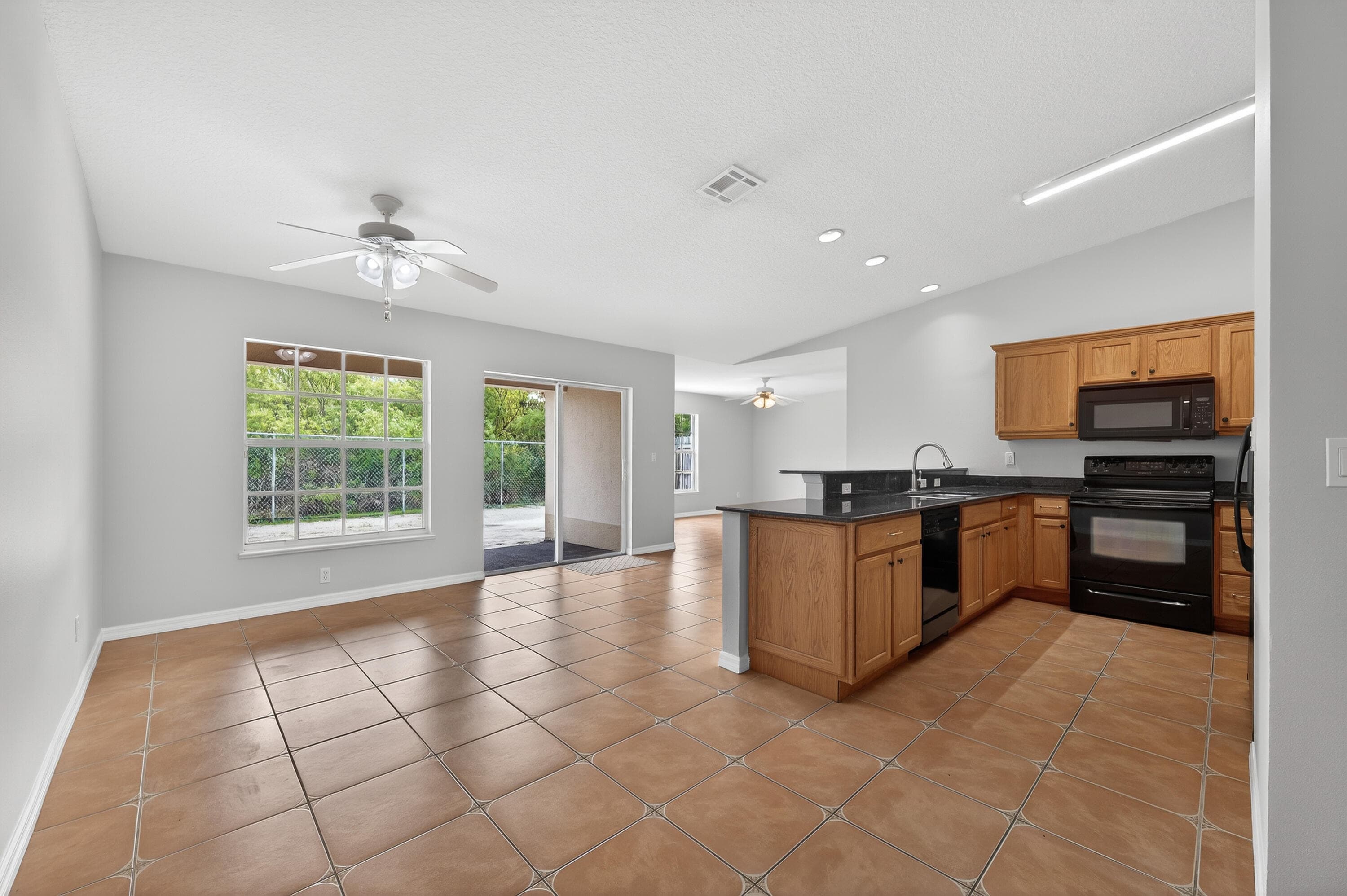 6504 Las Palmas Way, Port St. Lucie, FL 34952 — photo 14 of 43