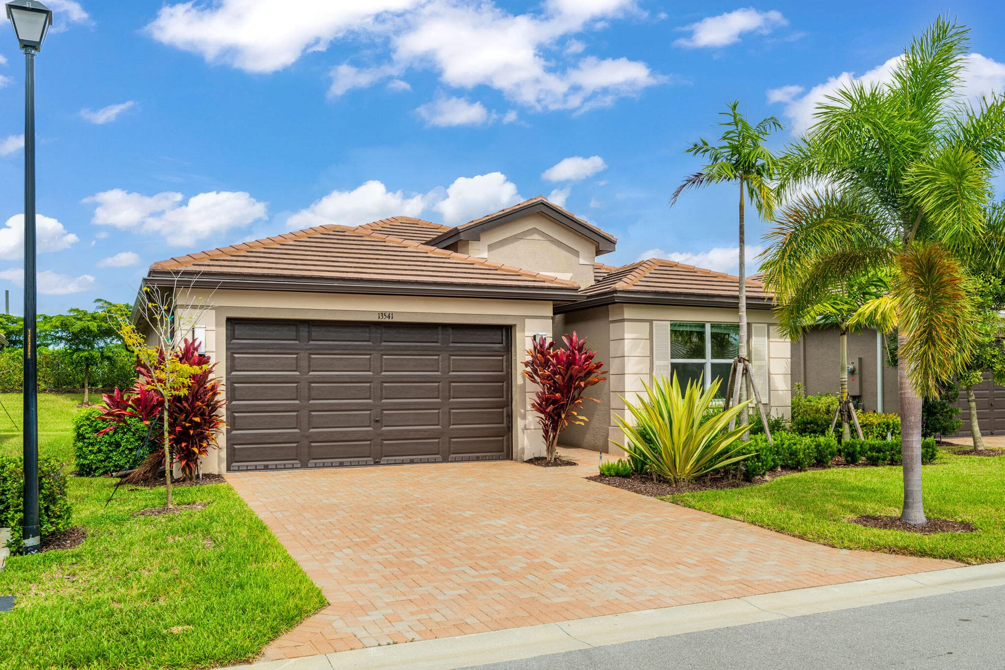 13541 SW Oceanus Boulevard, Port St. Lucie, FL 34987 — photo 4 of 37