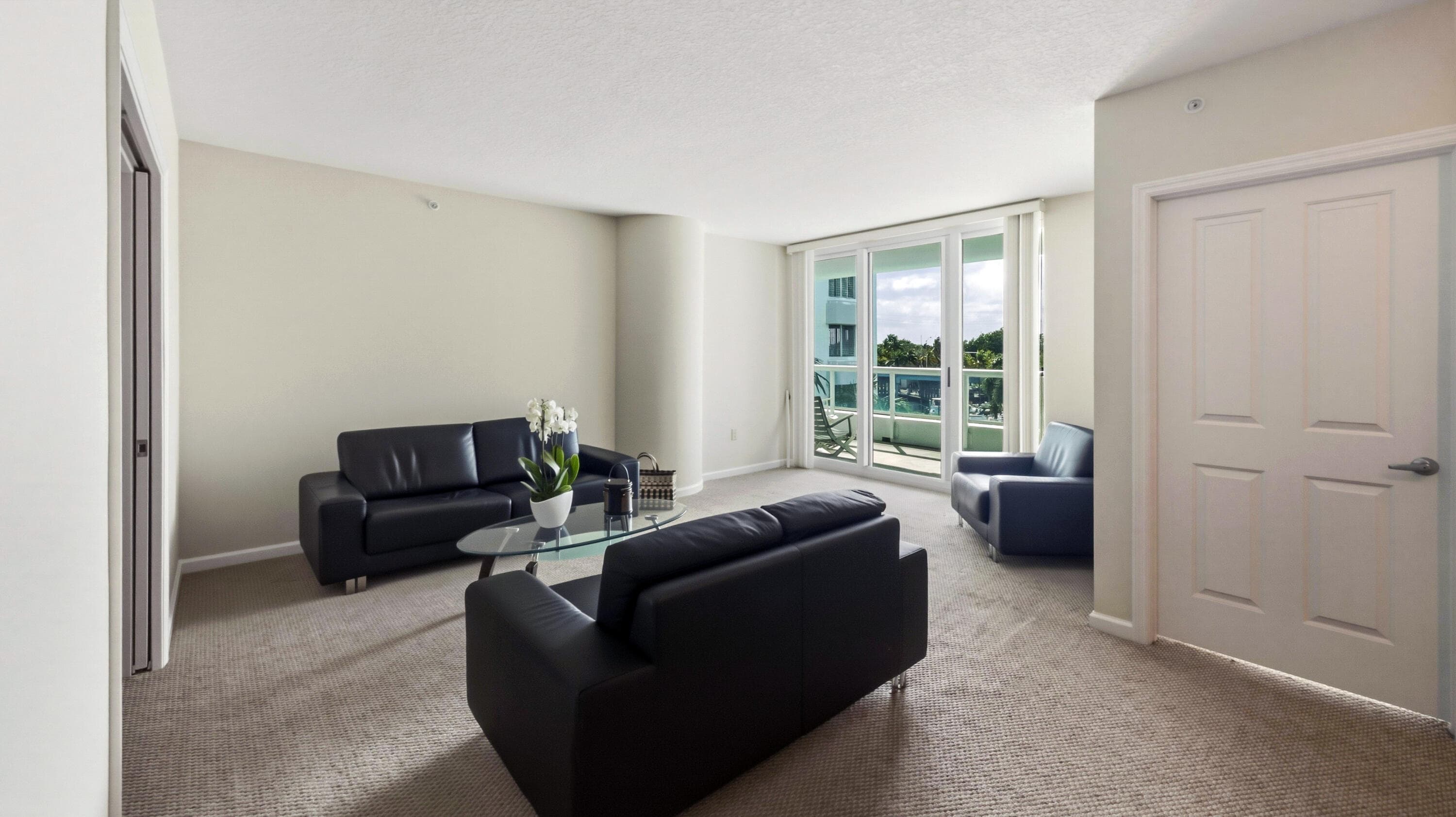 401 SW 4th Avenue 402, Fort Lauderdale, FL 33315 — photo 11 of 37