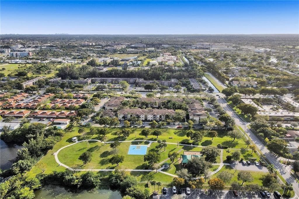 7085 Nova Drive 226, Davie, FL 33317 — photo 9 of 10