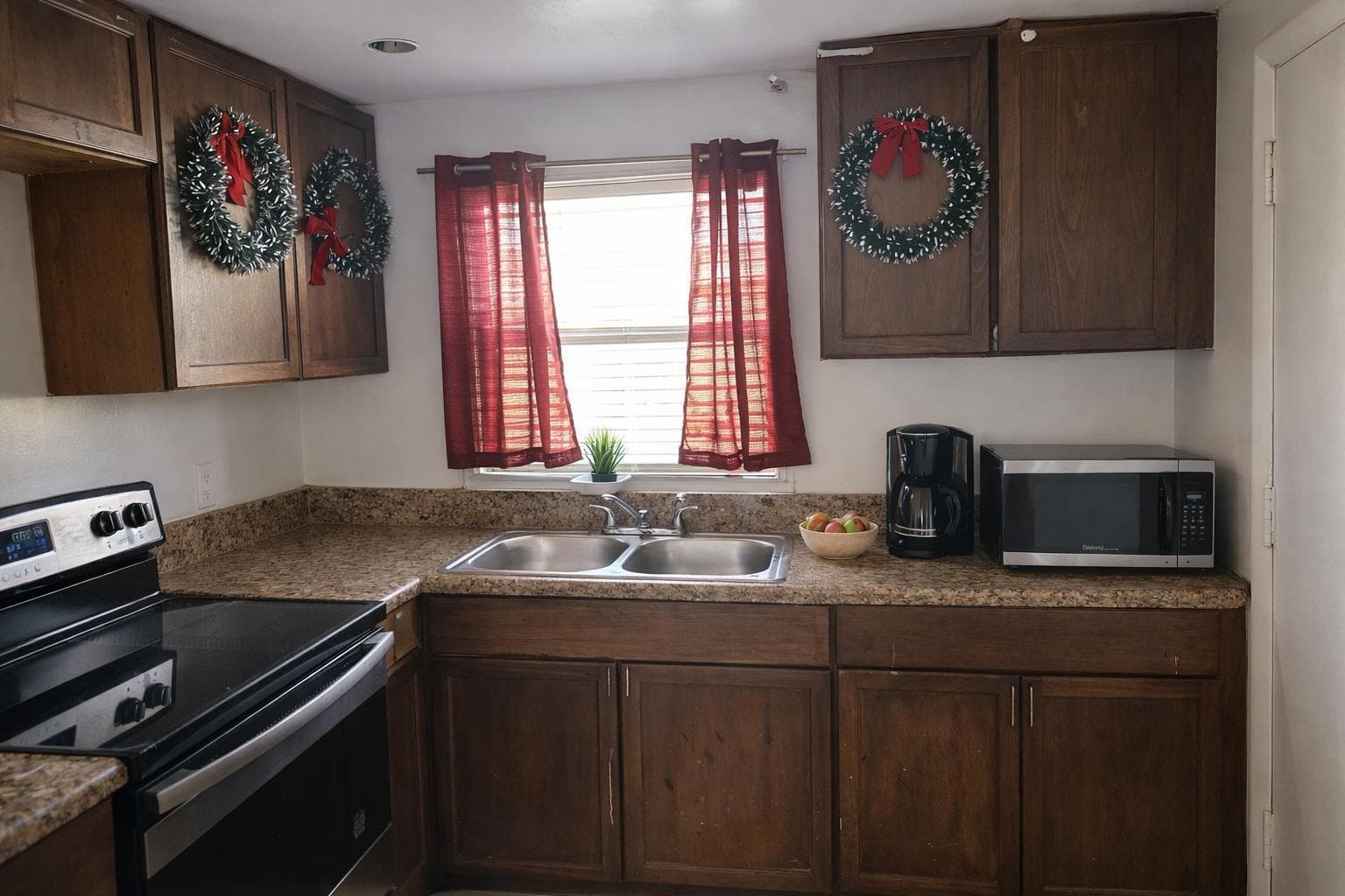 1701 NW 46th Avenue 111, Lauderhill, FL 33313 — photo 3 of 9