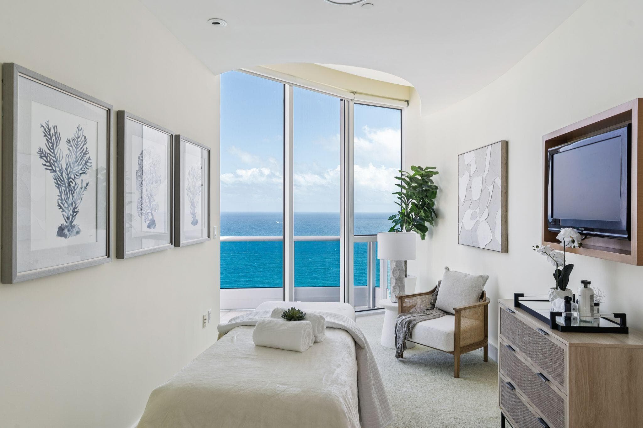 1600 S Ocean Boulevard UPH01, Lauderdale-By-The-Sea, FL 33062 — photo 52 of 62