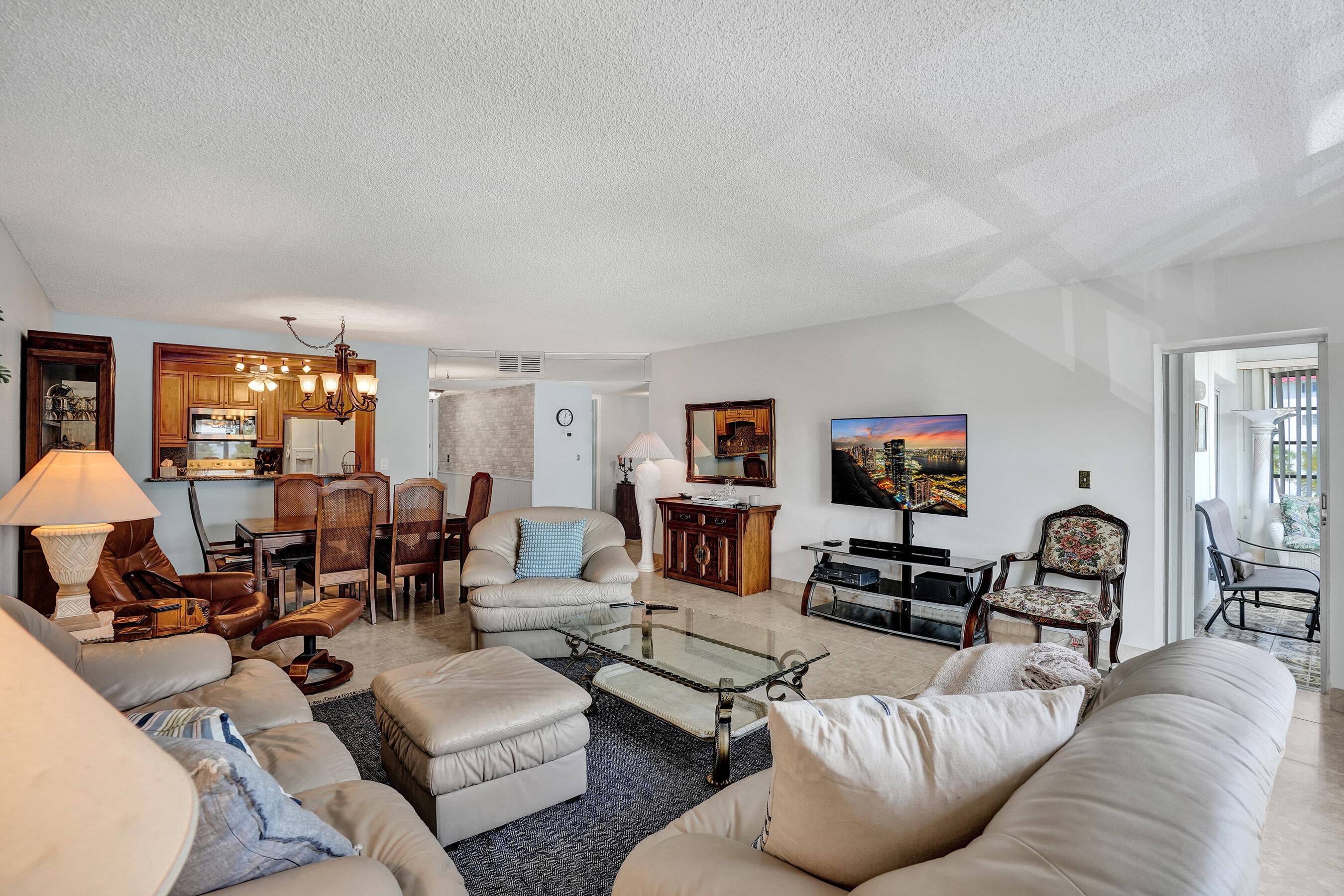 4770 NW 21st Street 306, Lauderhill, FL 33313 — photo 17 of 37