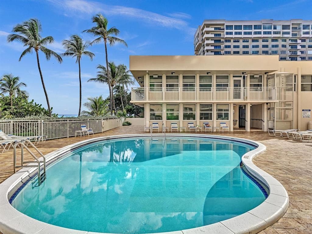 5200 N Ocean Boulevard 203b, Lauderdale-By-The-Sea, FL 33308 — photo 25 of 29