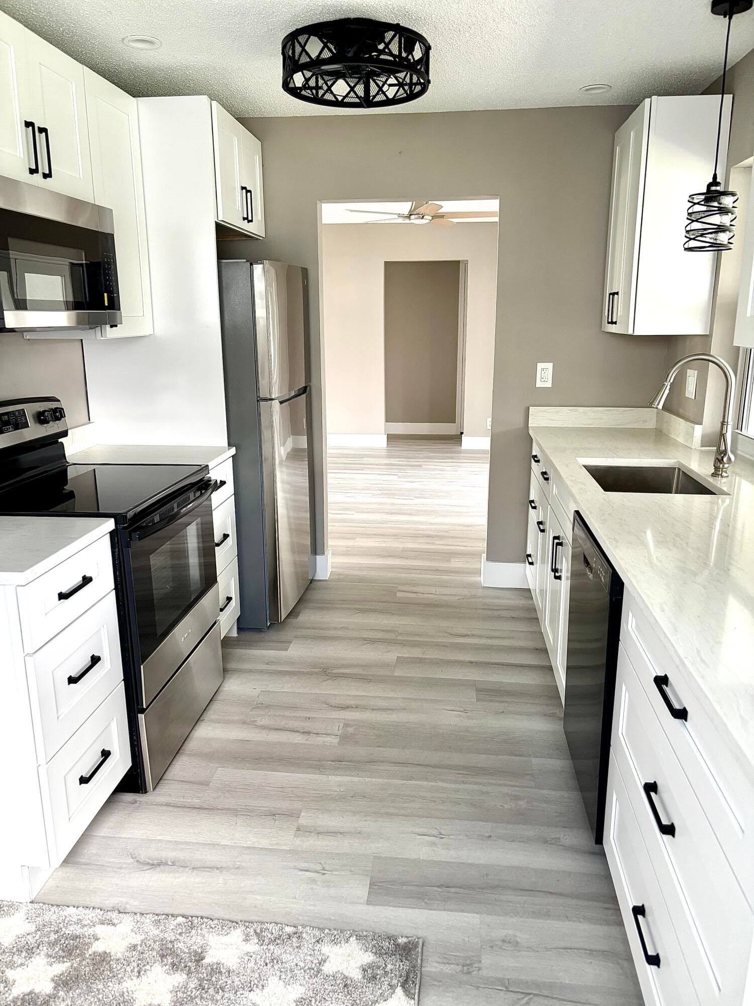 8536 NW 12th Court, Plantation, FL 33322 — photo 3 of 8