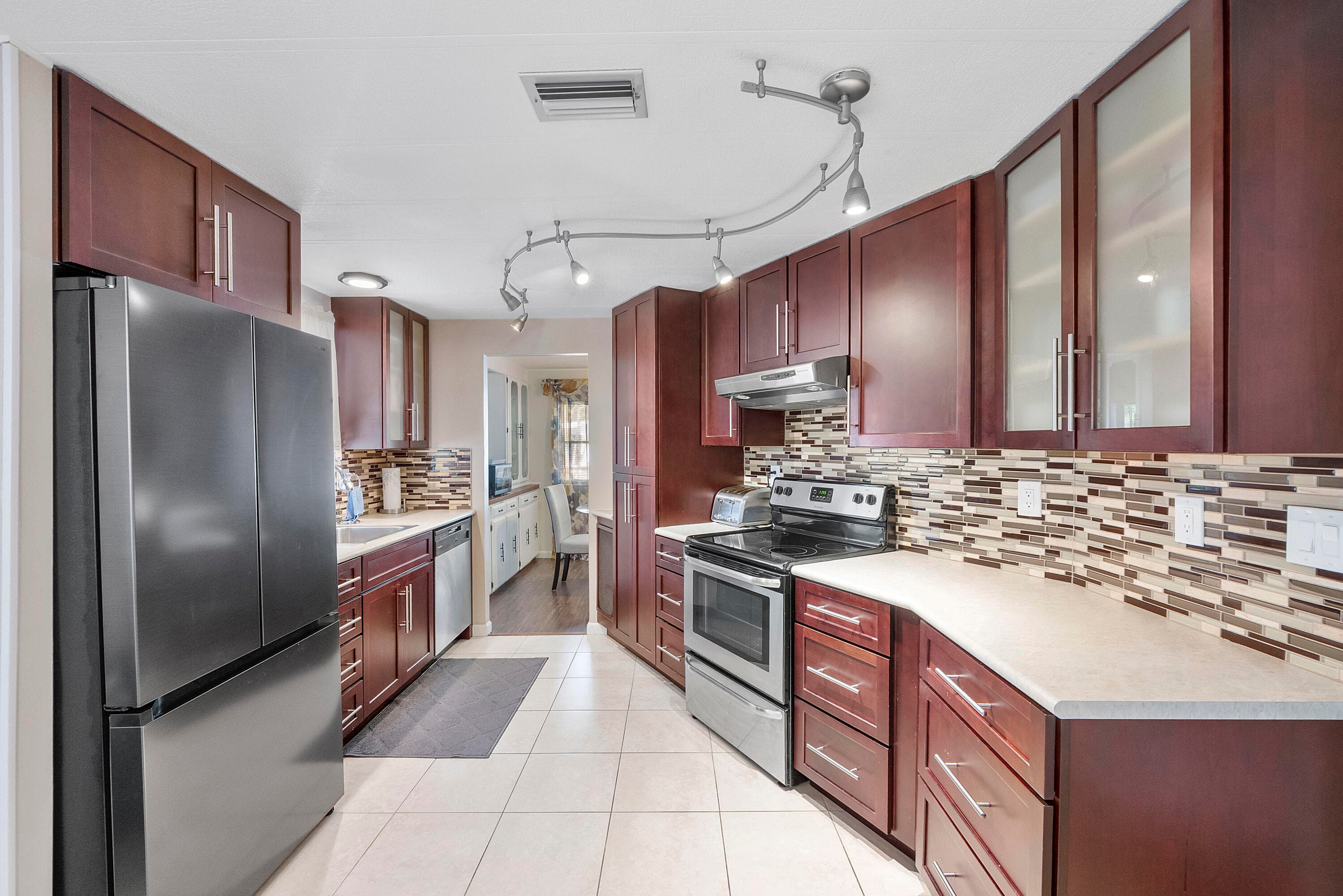 5490 SW 32nd Terrace, Fort Lauderdale, FL 33312 — photo 2 of 25