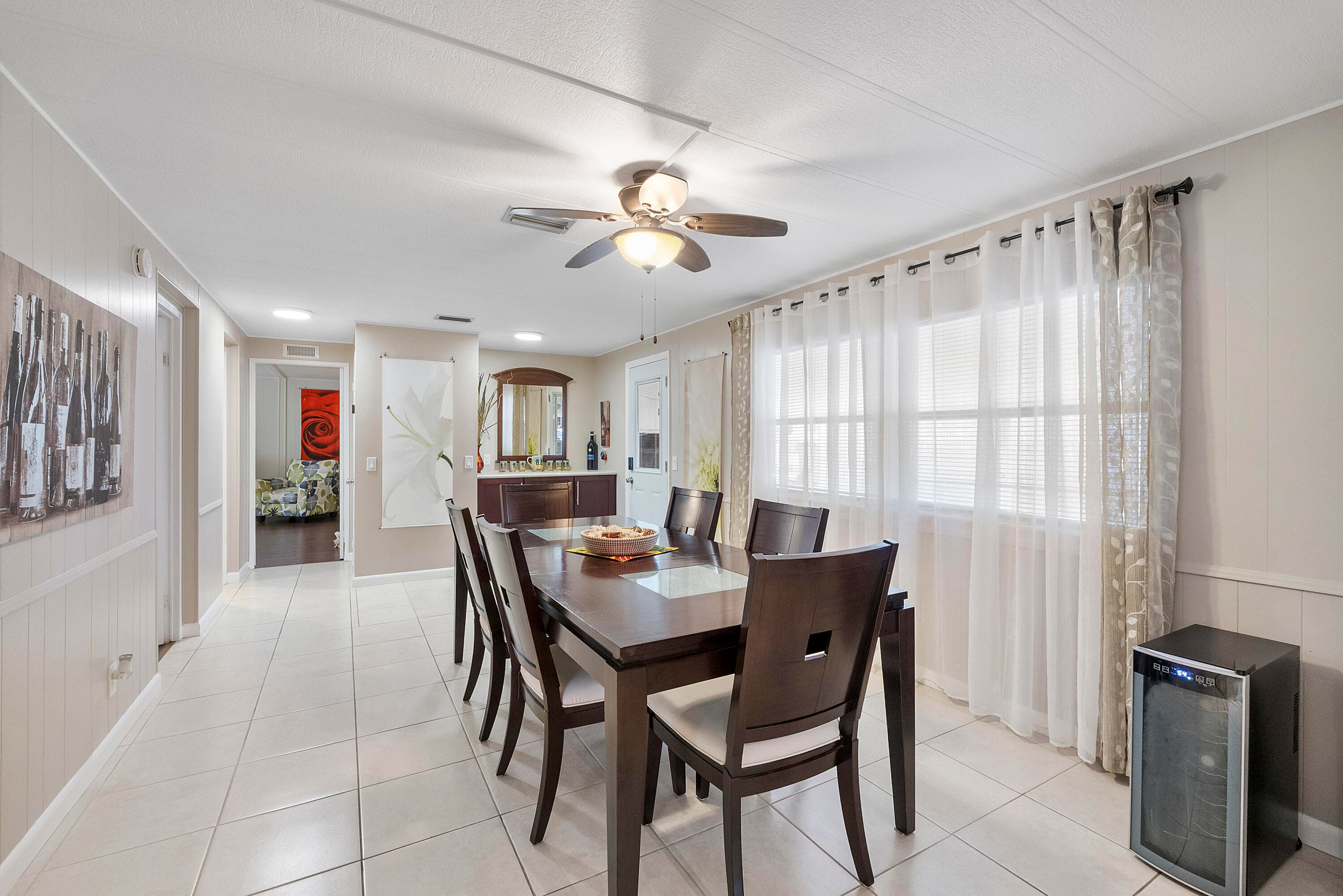 5490 SW 32nd Terrace, Fort Lauderdale, FL 33312 — photo 4 of 25