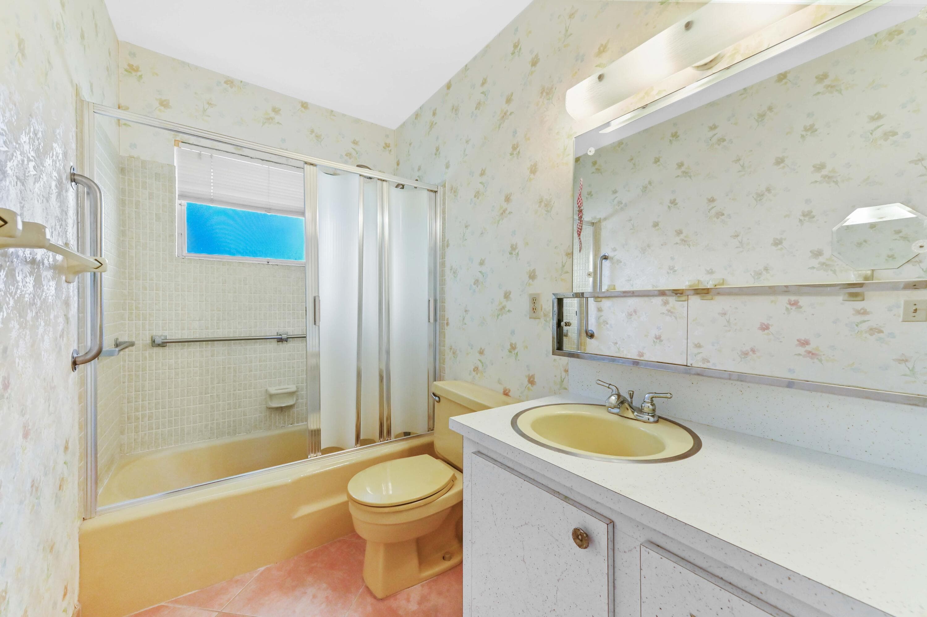 2915 Crosley Drive W Unit B, West Palm Beach, FL 33415 — photo 8 of 22
