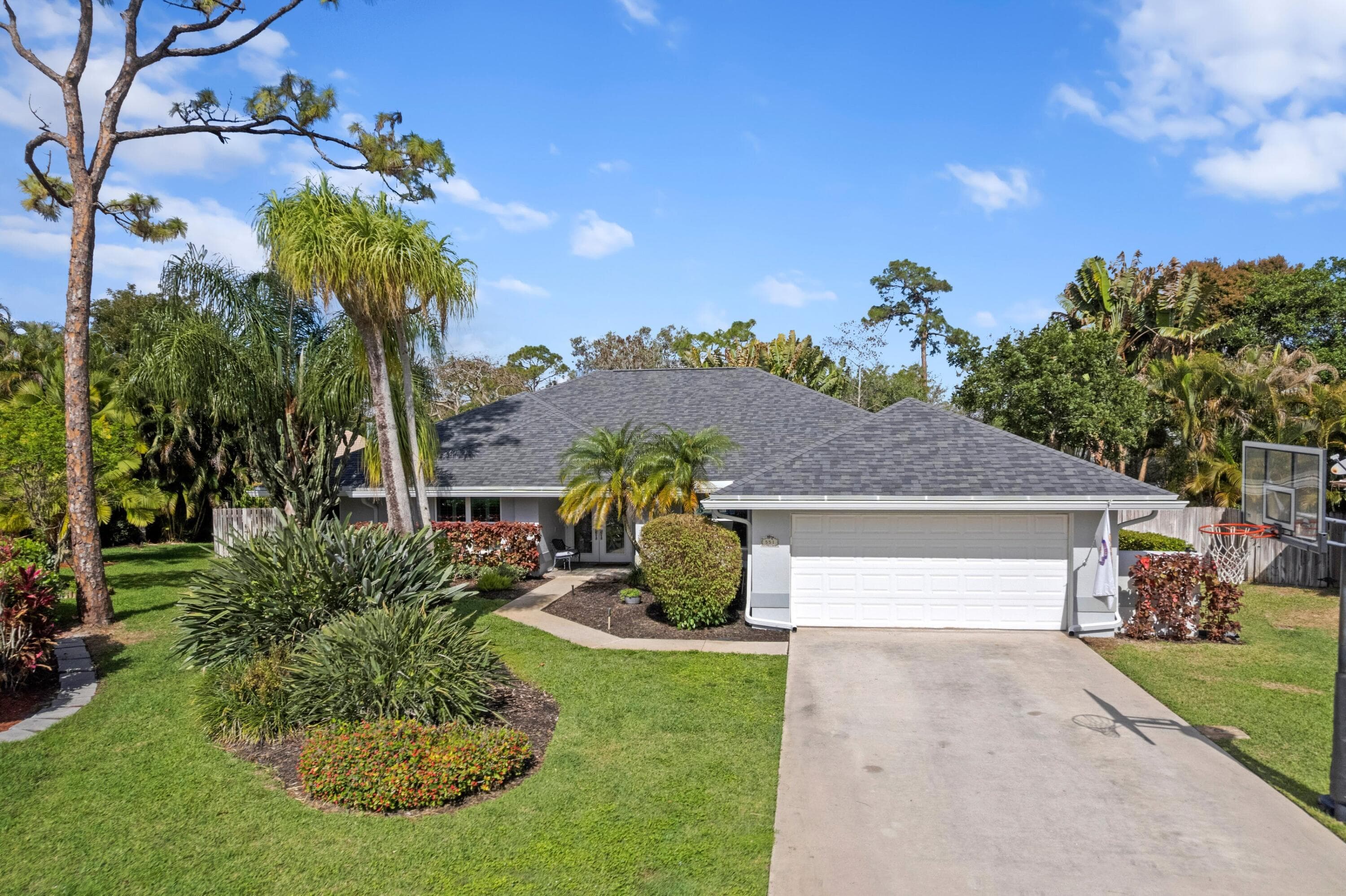551 Kingsbury Terrace, Wellington, FL 33414 — photo 1 of 45