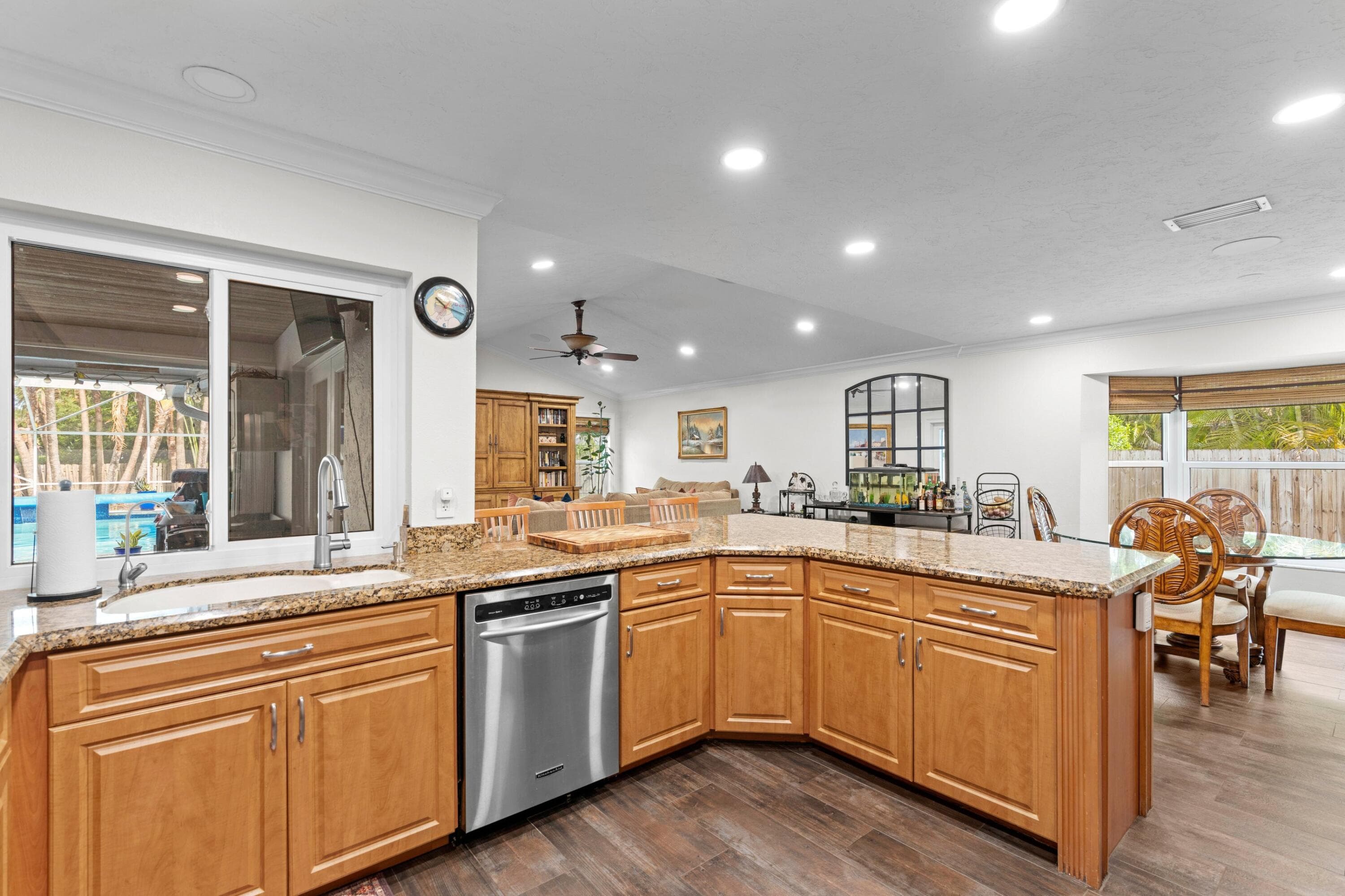 551 Kingsbury Terrace, Wellington, FL 33414 — photo 23 of 45