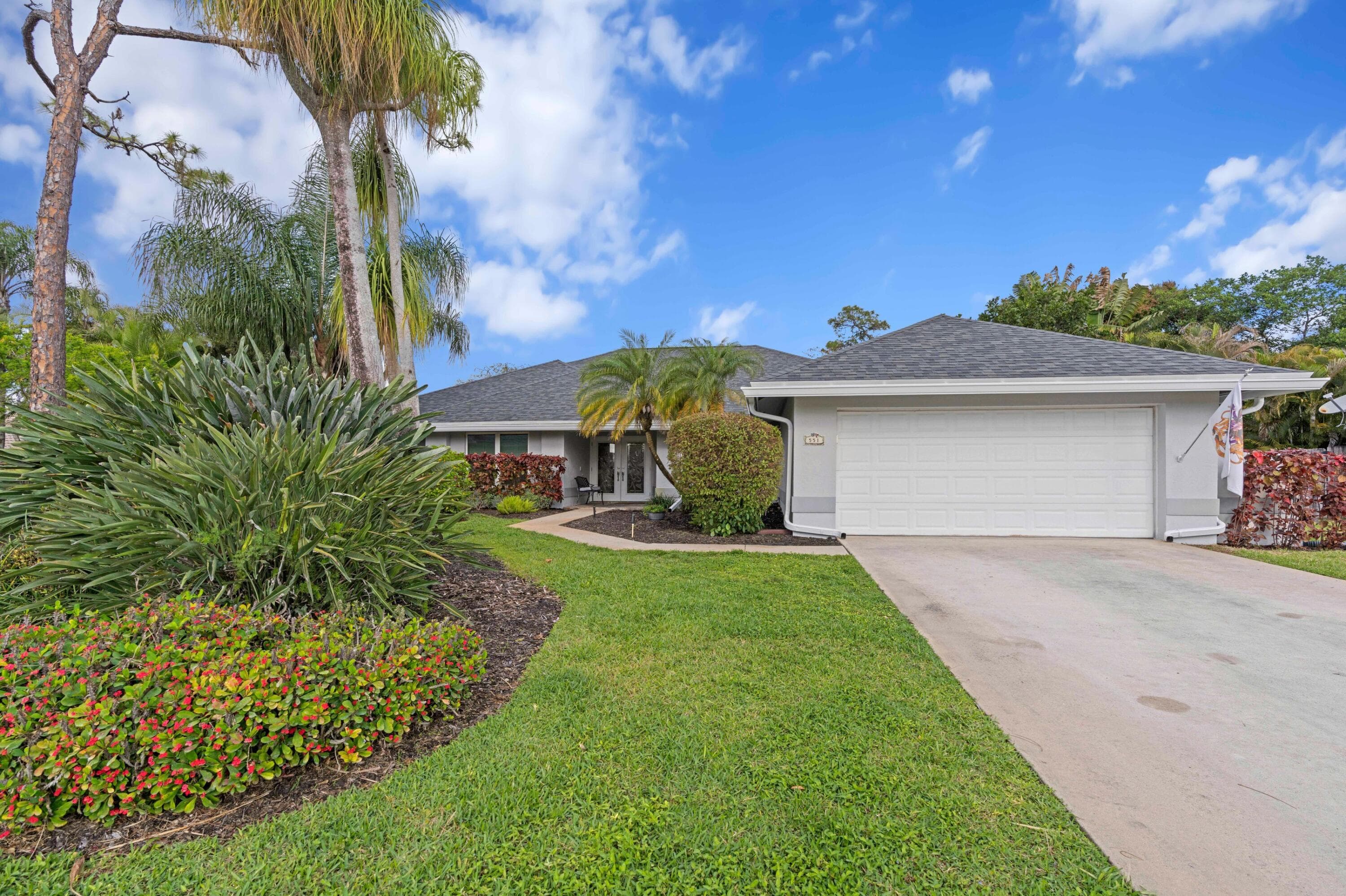 551 Kingsbury Terrace, Wellington, FL 33414 — photo 32 of 45