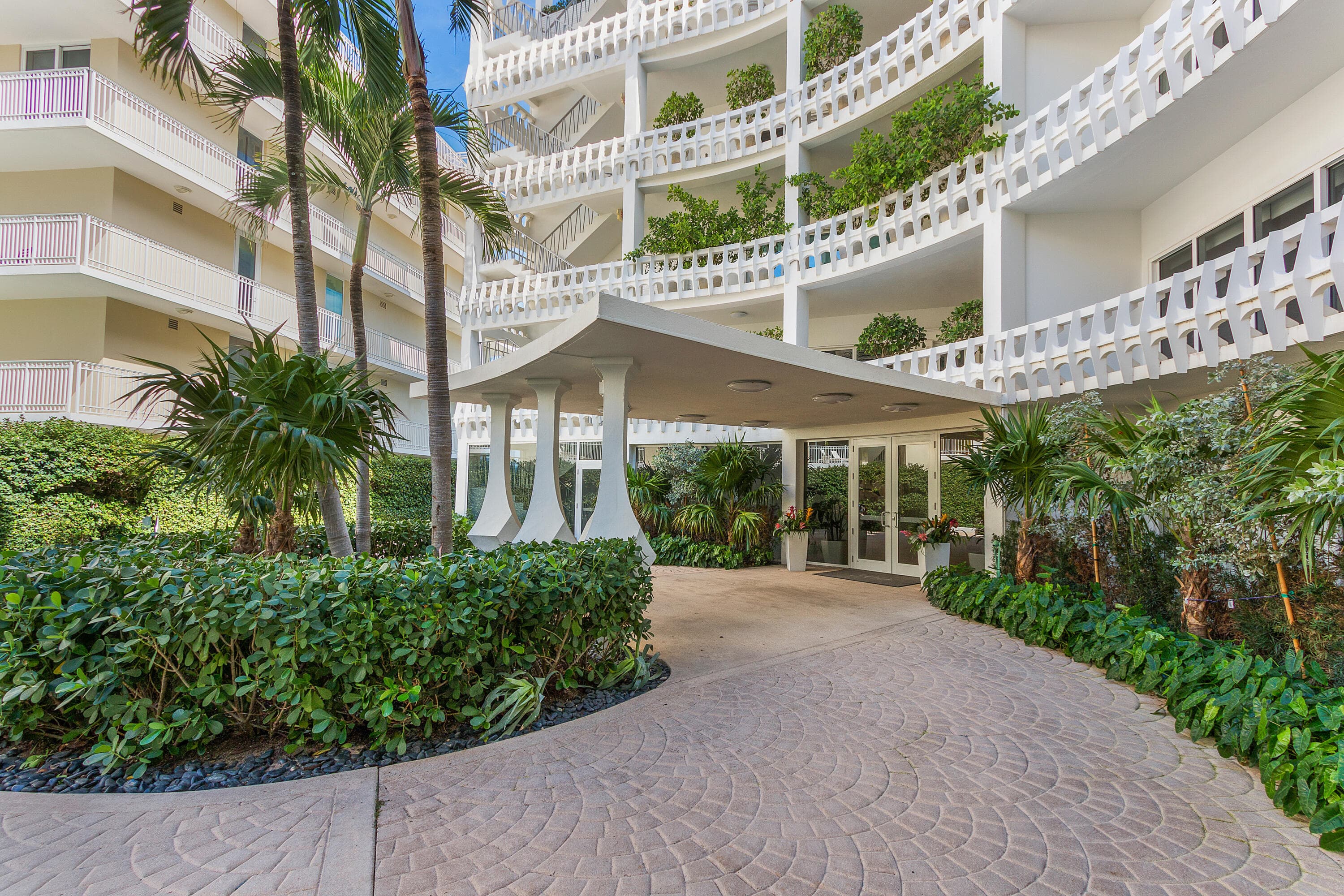 300 S Ocean Boulevard 5g, Palm Beach, FL 33480 — photo 3 of 18