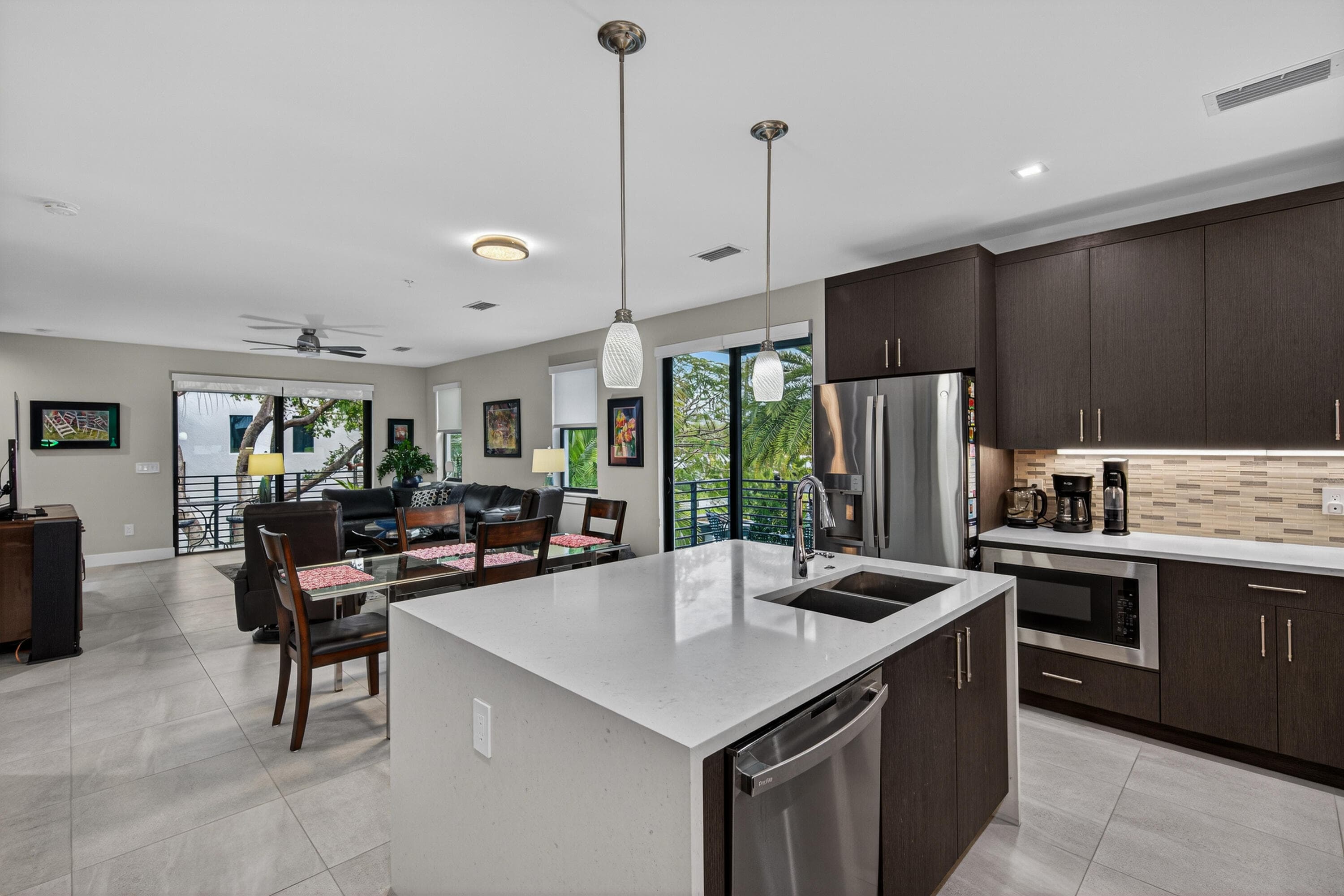 615 NE 22nd Drive, Wilton Manors, FL 33305 — photo 26 of 49