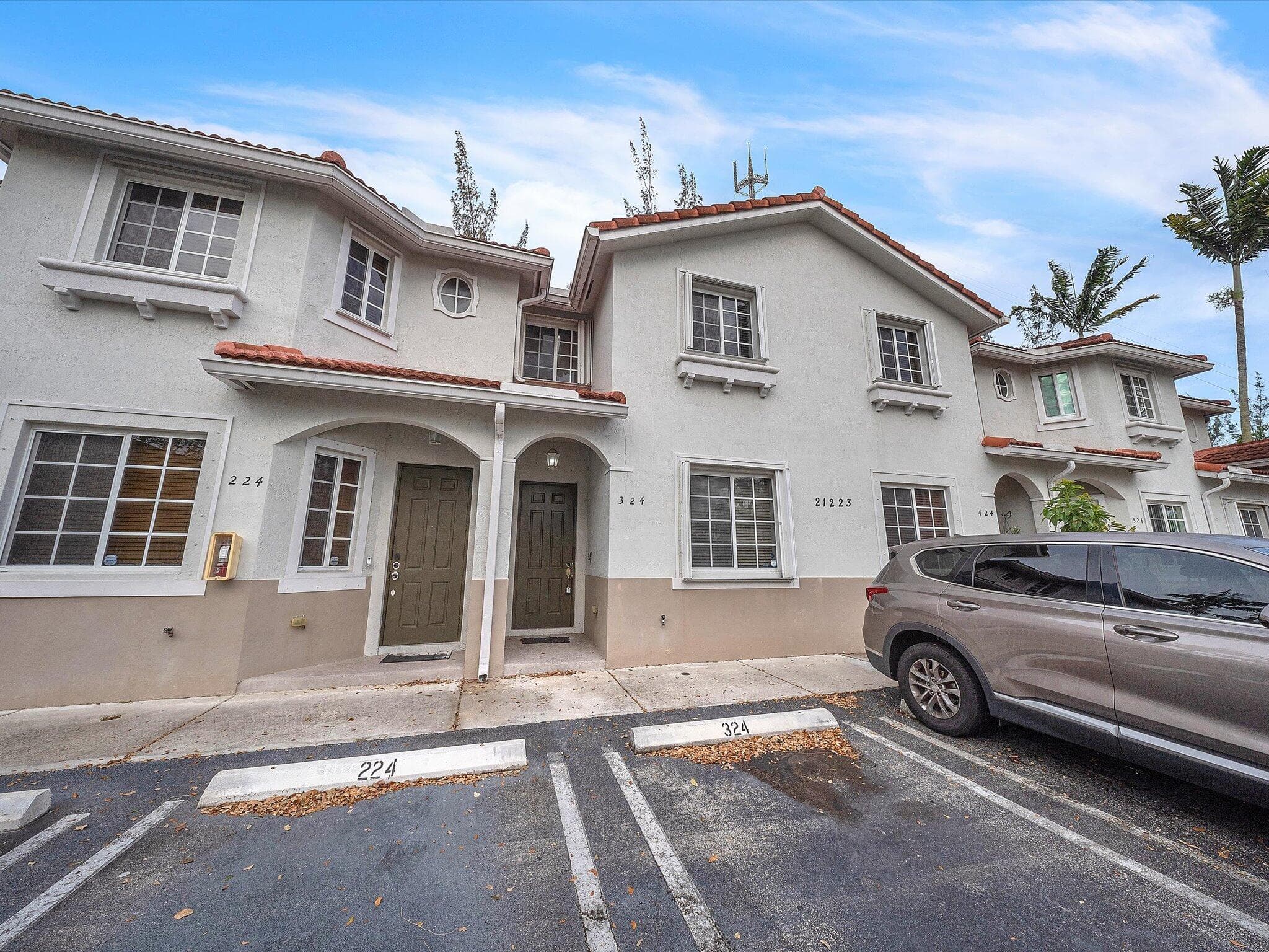 21223 NW 14th Place 324, Miami Gardens, FL 33169 — photo