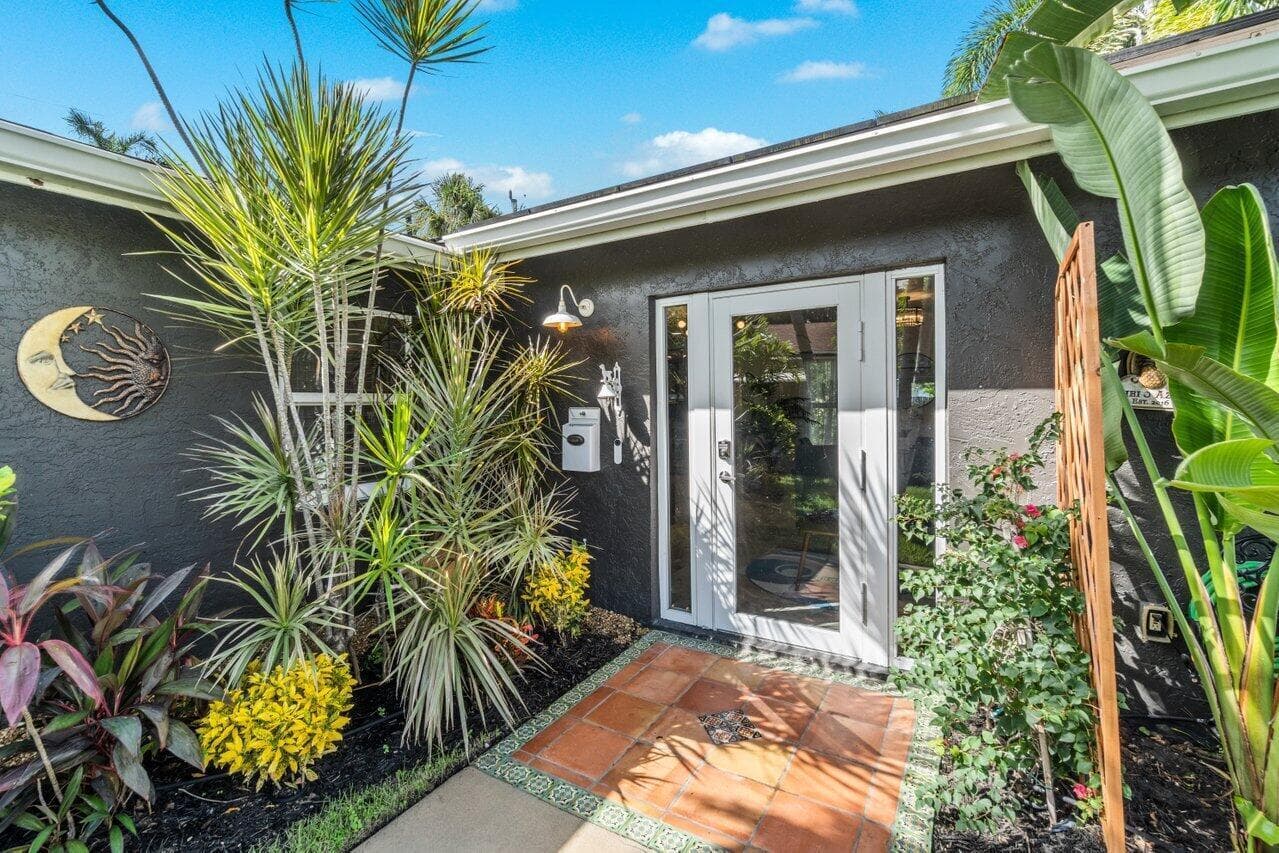 1911 Parker Avenue, West Palm Beach, FL 33401 — photo 13 of 111