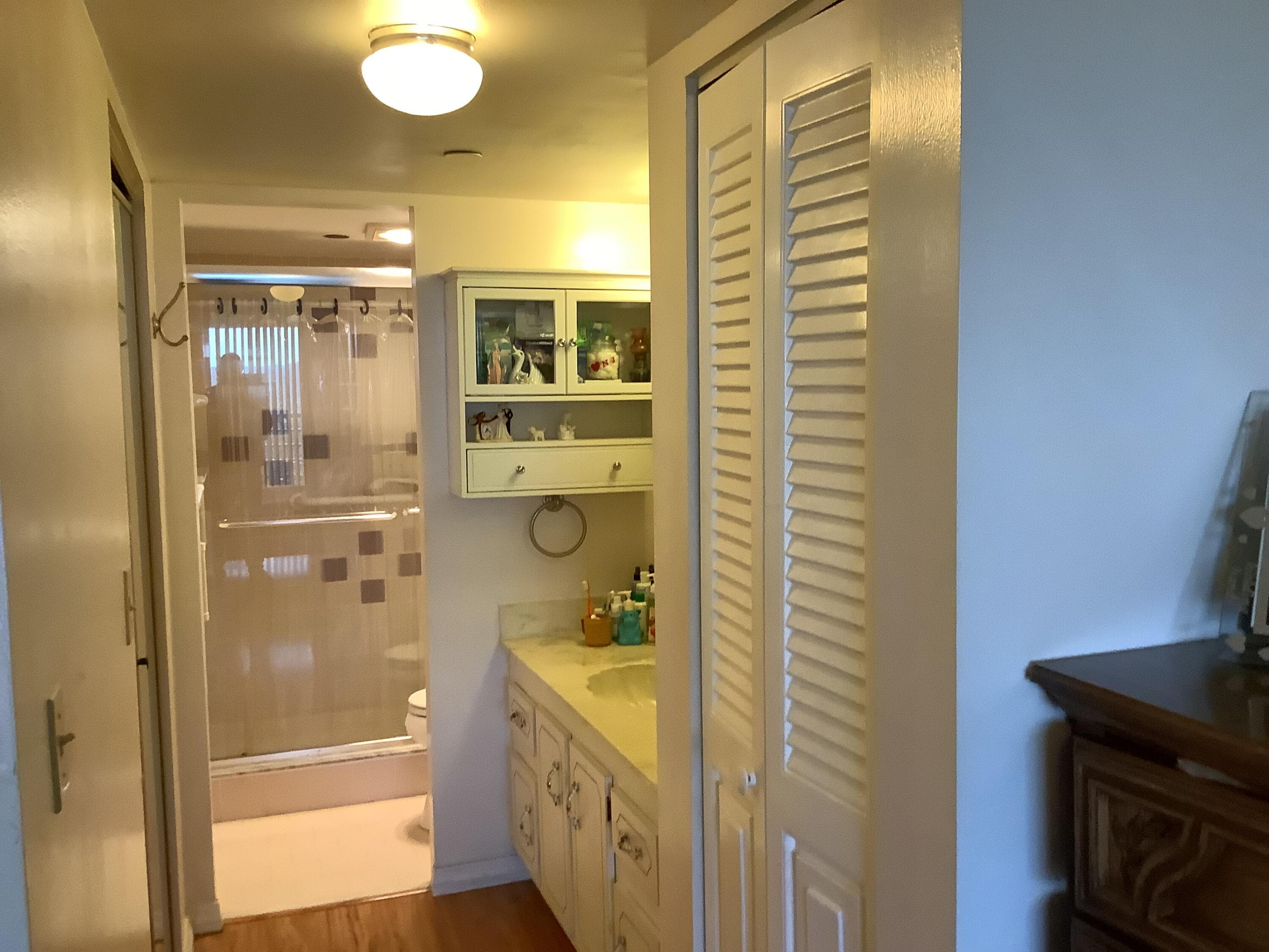 1300 Saint Charles Place Unit Ph13, Pembroke Pines, FL 33026 — photo 24 of 43