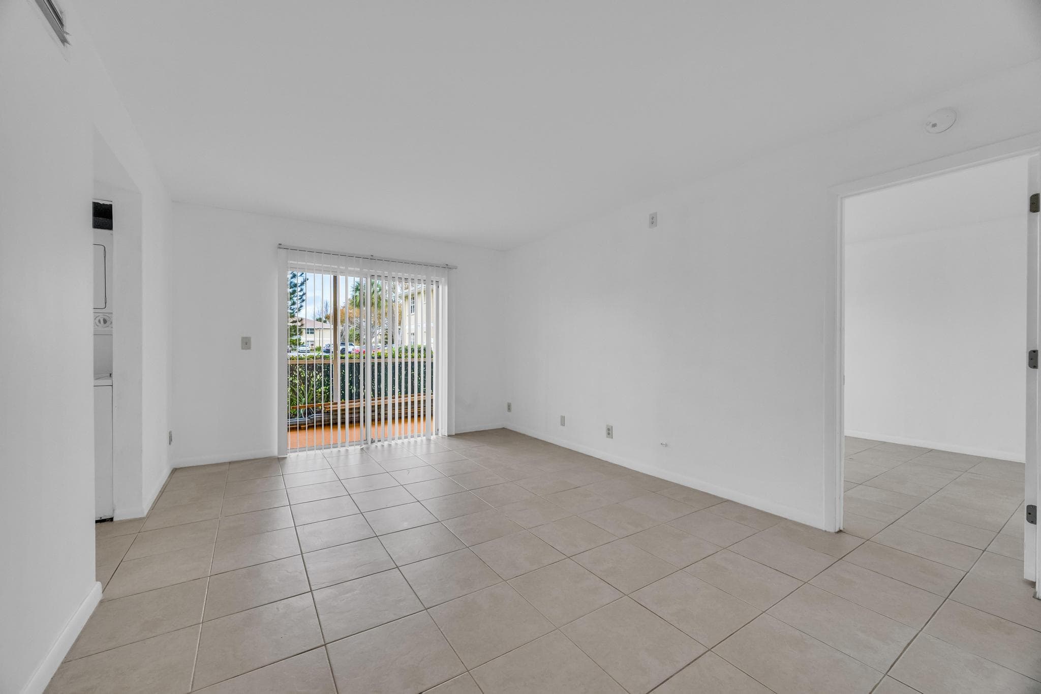 1552 SE Royal Green Circle O-103, Port St. Lucie, FL 34952 — photo 4 of 32