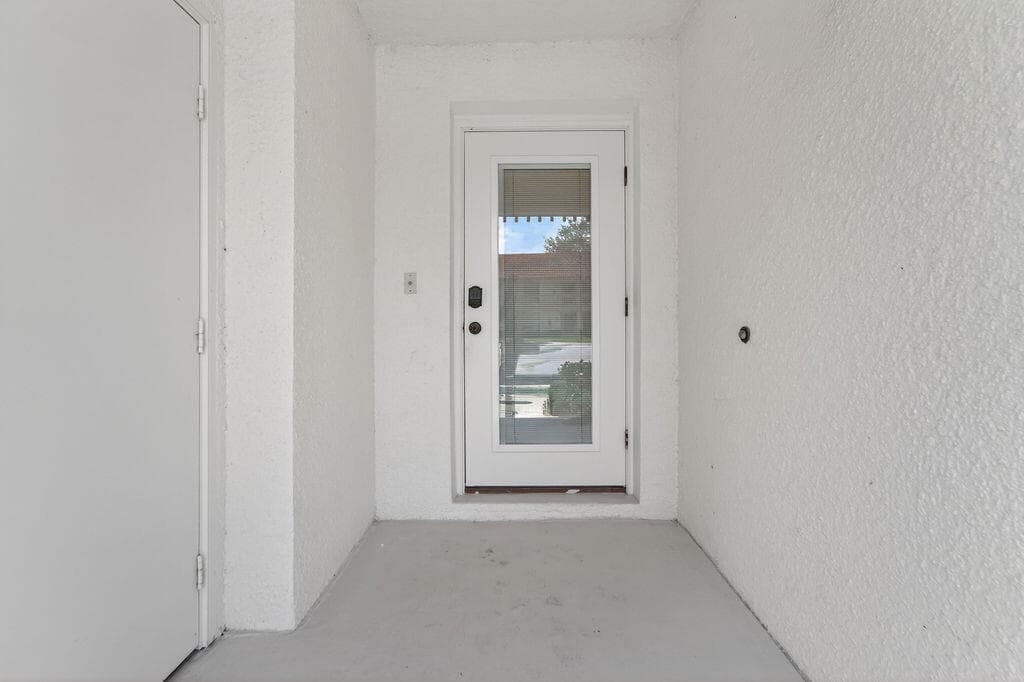 505 Brackenwood Place, Palm Beach Gardens, FL 33418 — photo 2 of 69
