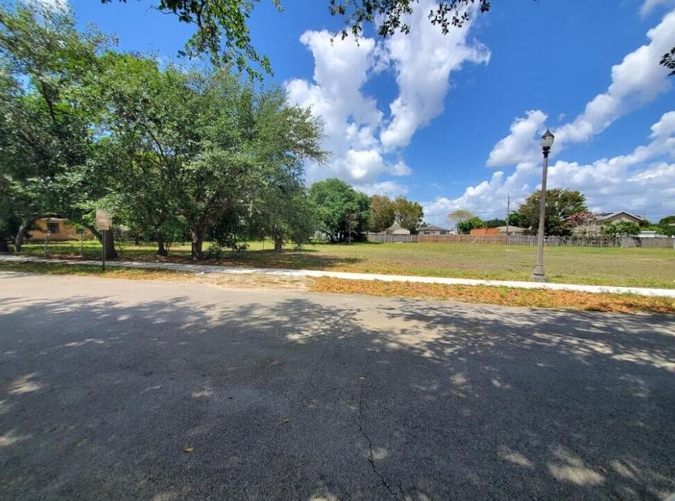 _ SW 56th Avenue, Davie, FL 33314 — photo 4 of 6